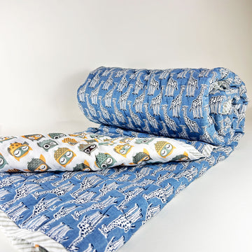 Cute Blue giraffee Kids Quilt Single Quilt| Double Sided | 40x60 Inches