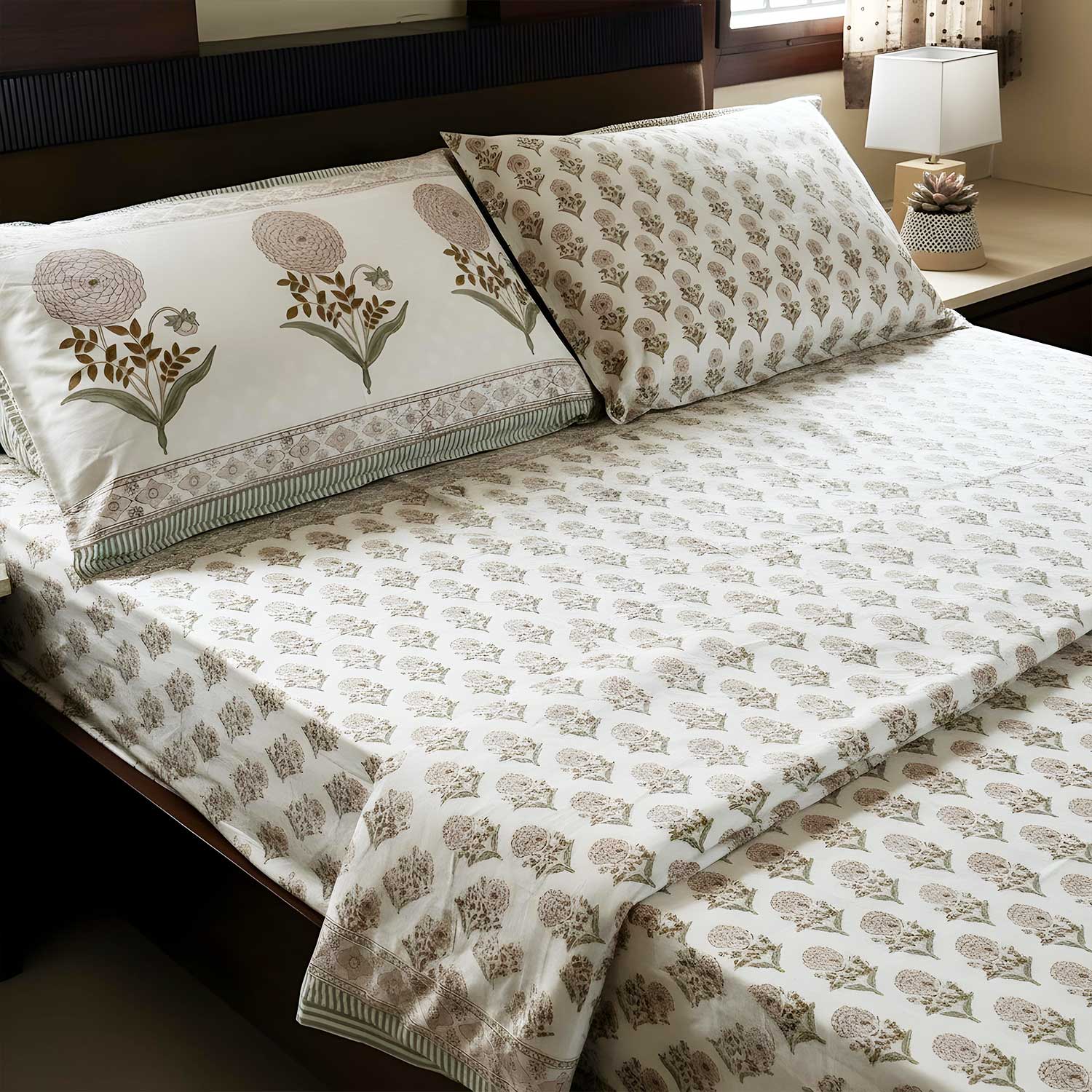 White & Peach Flower Cotton Printed Bedsheet - 100 inches x 110 inches