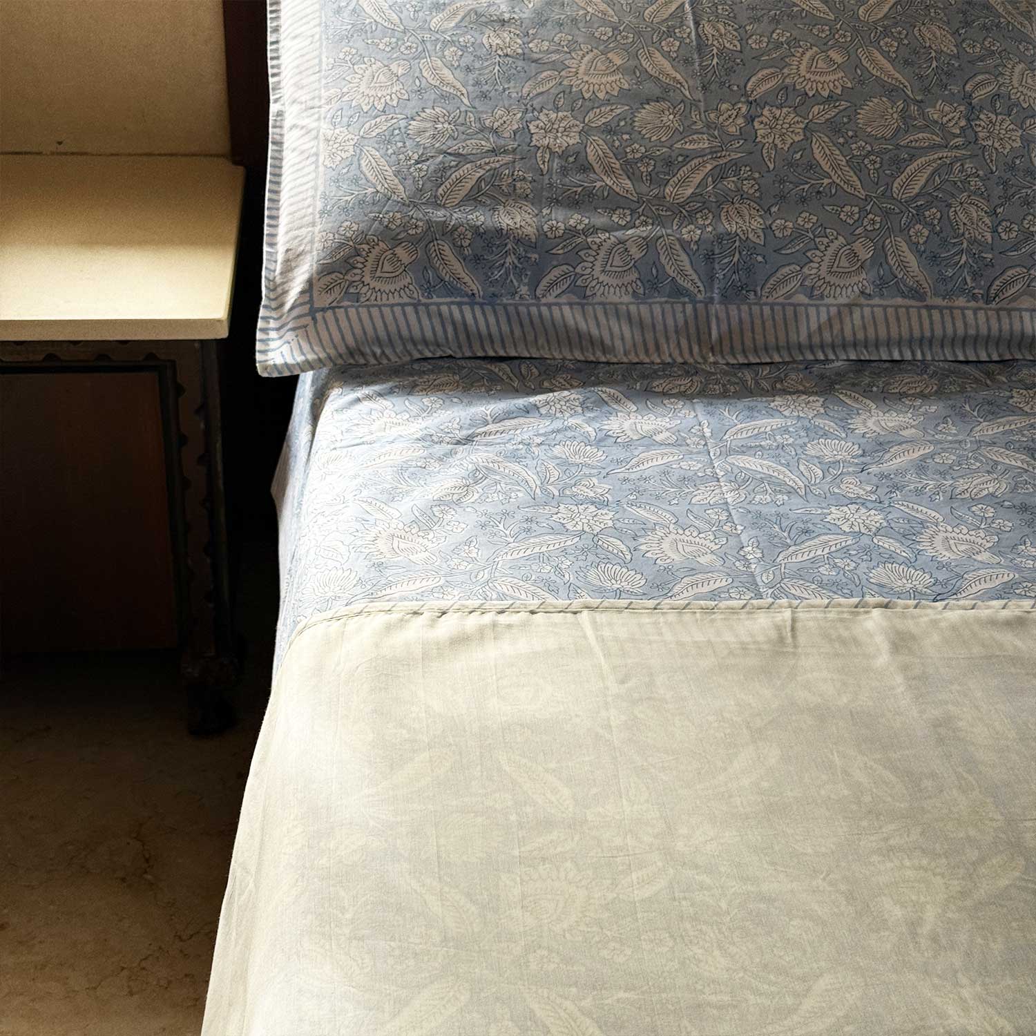 Blue & Peach Floral Freestyle Cotton Printed 3D Dohar - 100 inches x 110 inches