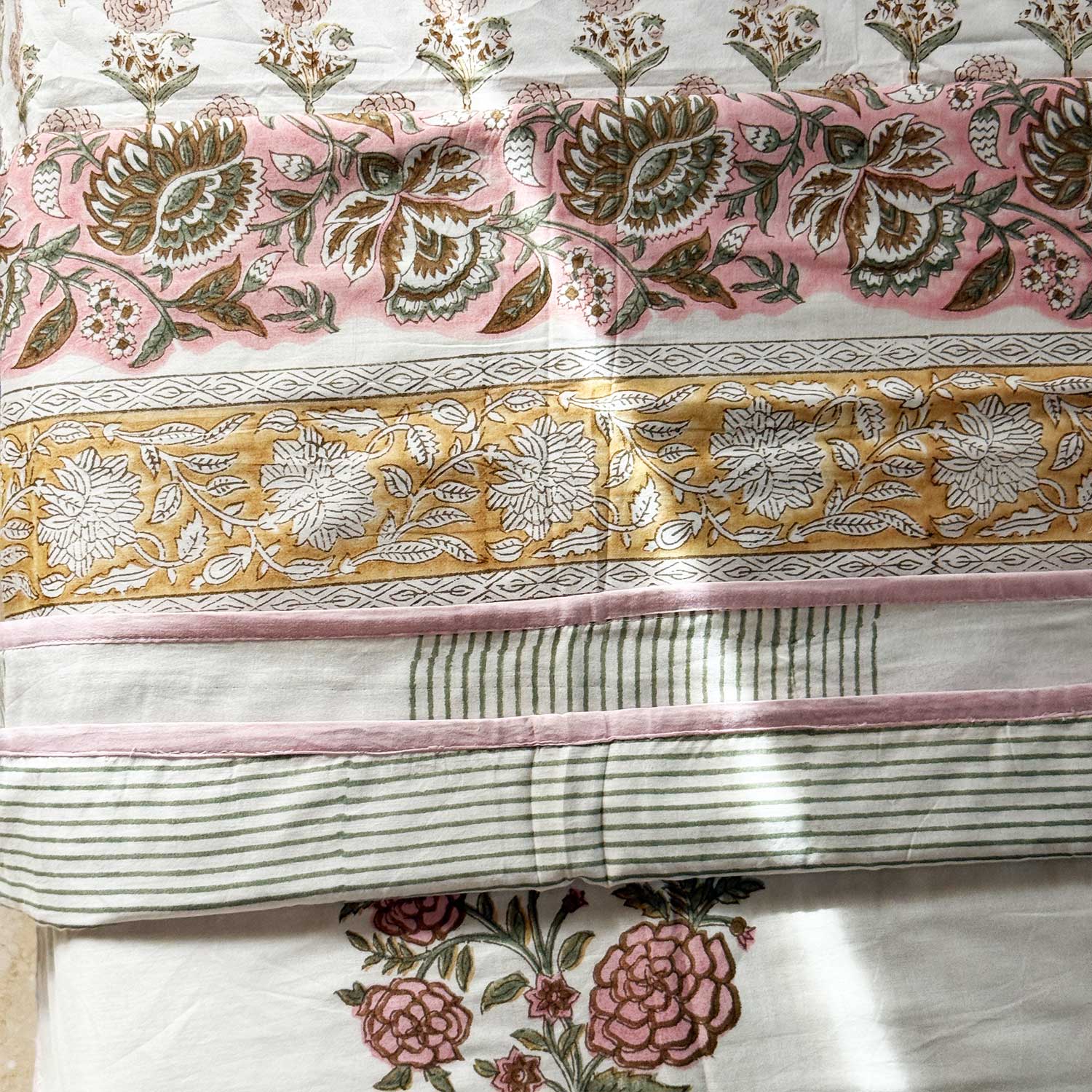Peach & Pink Floral Pattern Cotton Printed Dohar - 100 inches x 110 inches