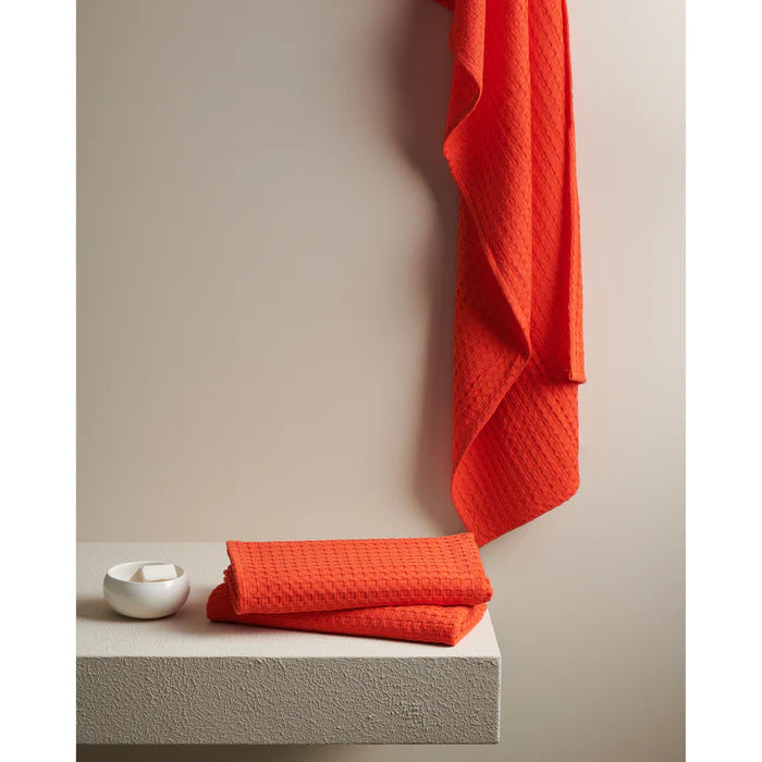 Pixel Cotton Waffle Bath Towel