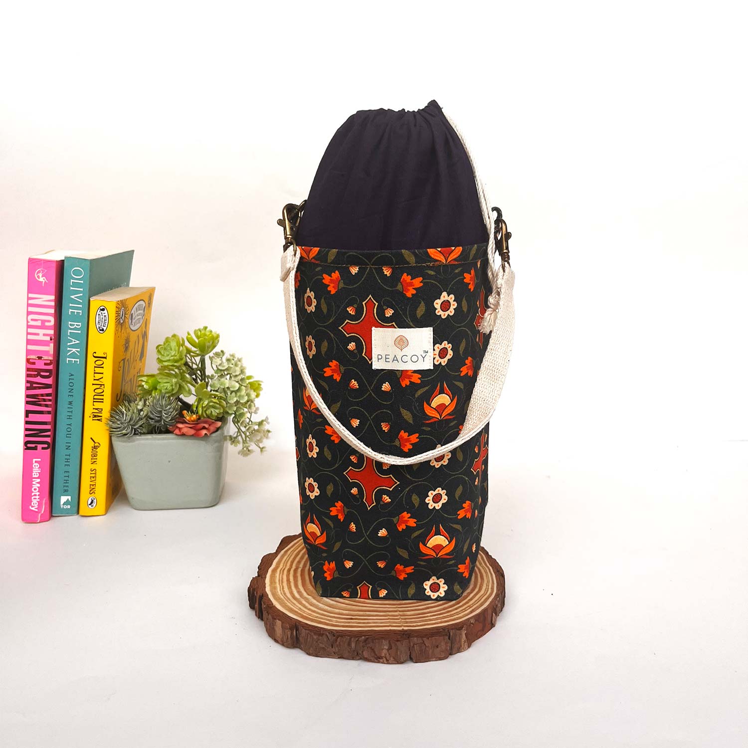 Bottle Cover Abstract Black | Cotton Canvas |13 x 6 inches | Peacoy