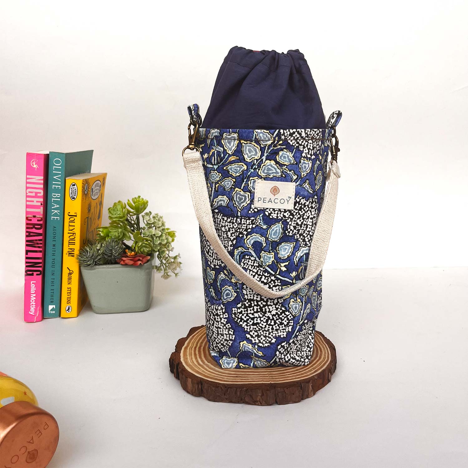 Continental Blue Flora | Bottle Cover