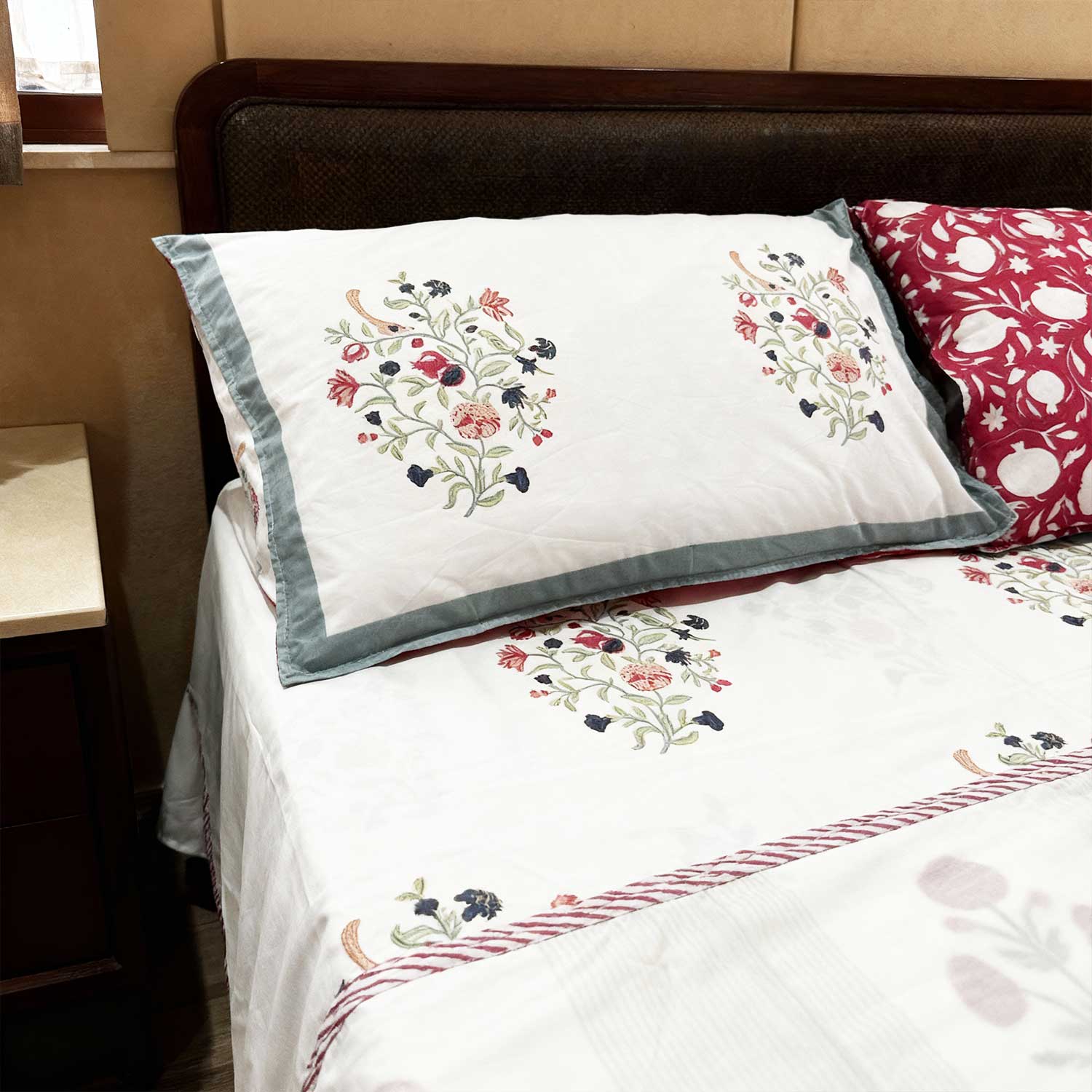 Pastel Green & Dark Pink Floral Cotton Printed 3D Dohar - 100 inches x 110 inches