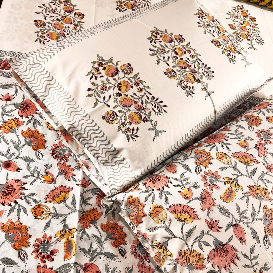 Pink and White Floral Block Printed Cotton Double Bedsheet Set With 2 Pillow Covers - 108 inches x 108 inches