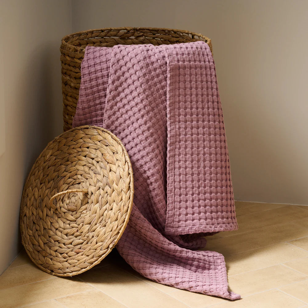 Chalk Cotton Waffle Bath Towel