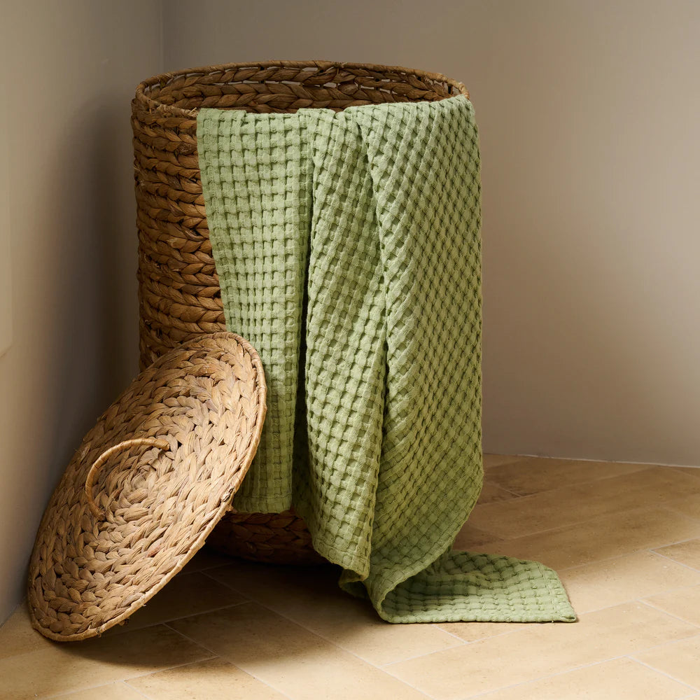 Chalk Cotton Waffle Bath Towel