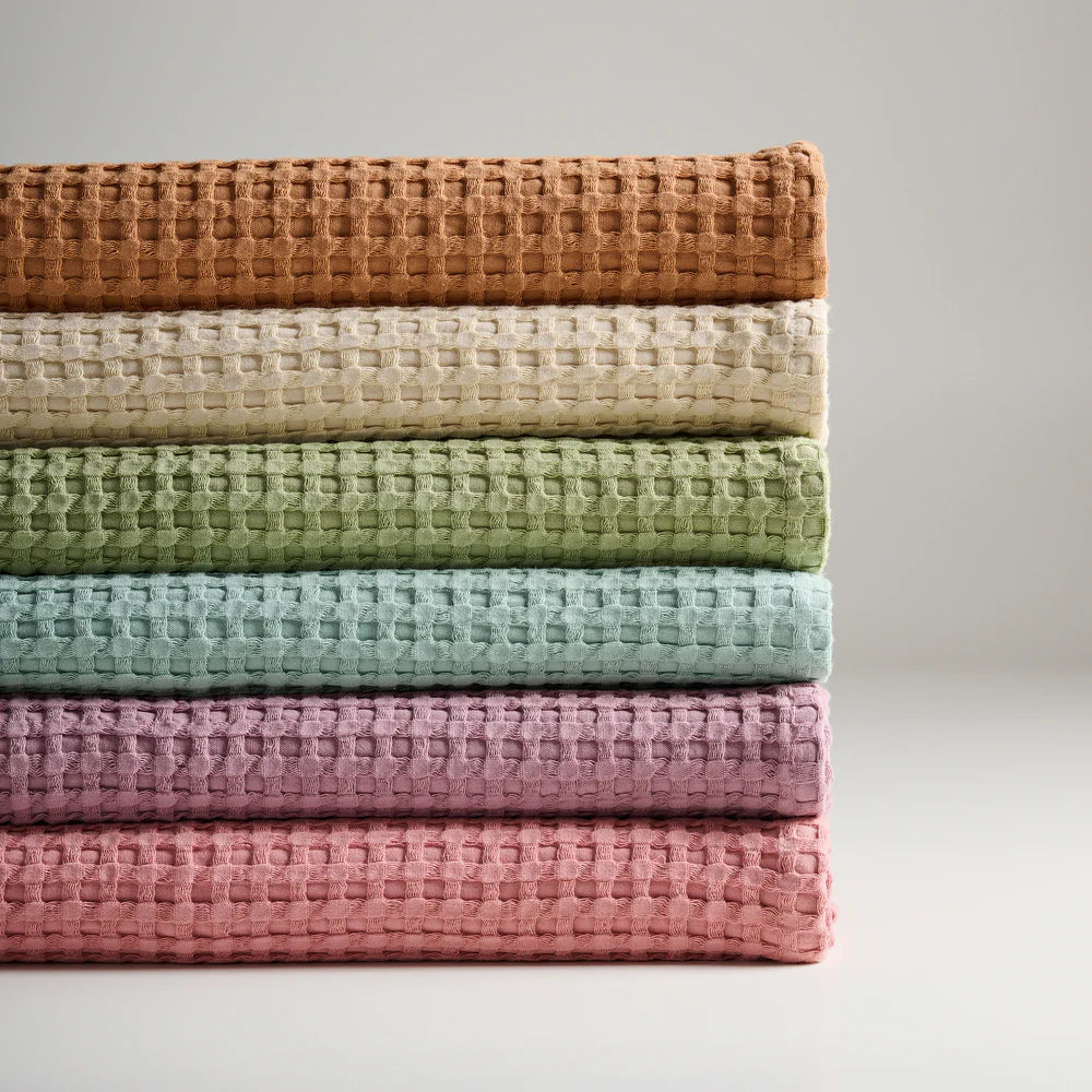 Chalk Cotton Waffle Bath Towel