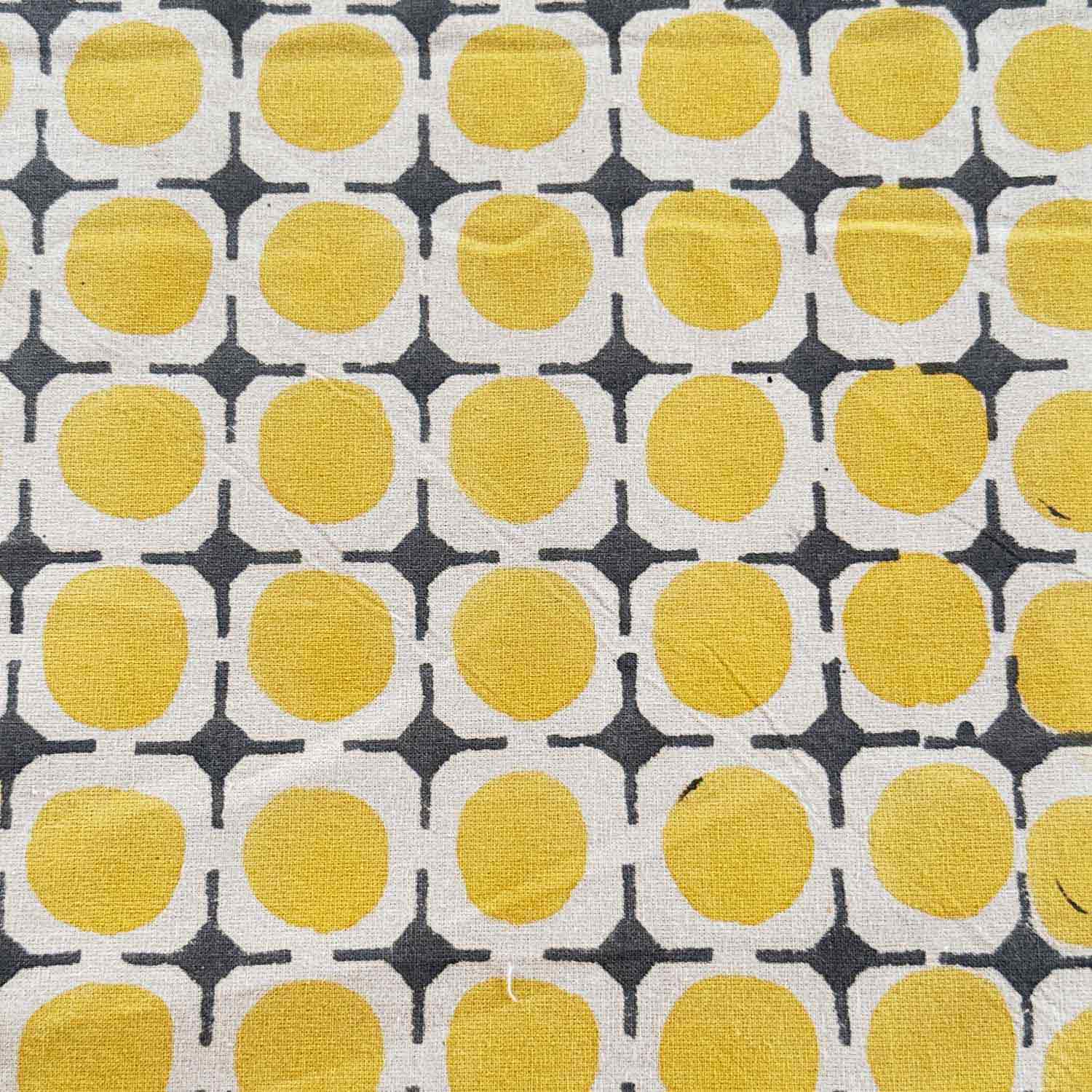 Yellow Circle Pattern Cotton Printed Bedsheet - 100 inches x 110 inches