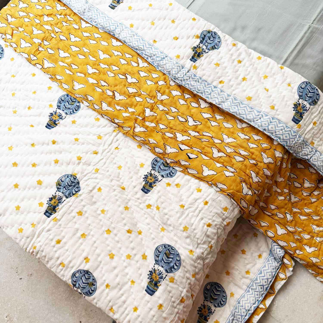 Orange Balloon & Star Prints Kids Single Quilt | Single Sided | 40x60 Inches