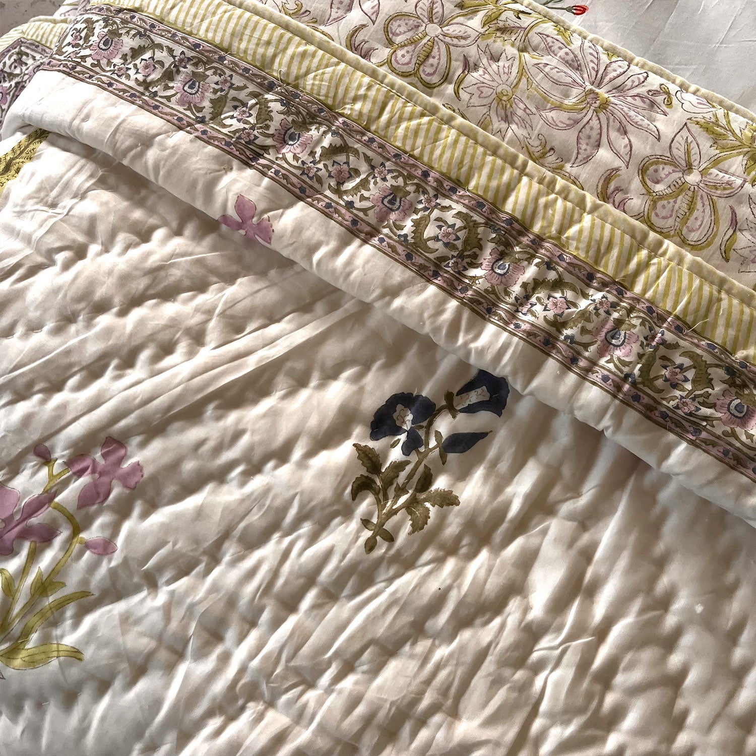 Red & Greenish Floral Soft Cotton Printed Quilt  Single Bed - 60 inches x 90 inches