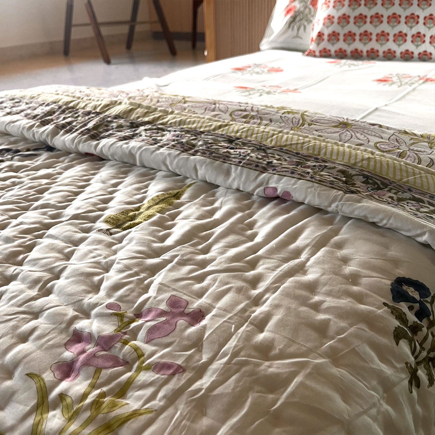 Red & Greenish Floral Soft Cotton Printed Quilt  Single Bed - 60 inches x 90 inches