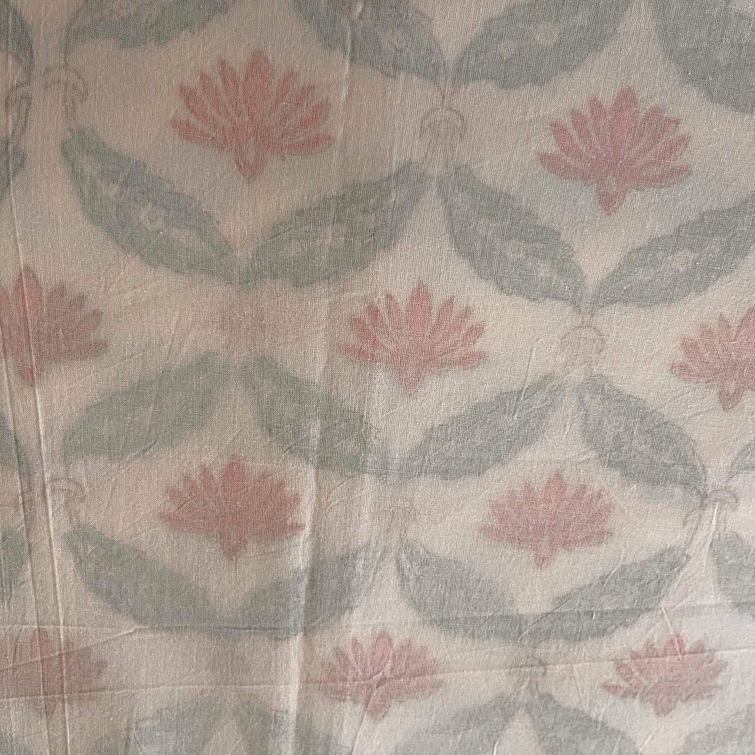 Green & Red Flowers Floral Soft Cotton 3d Dohar - 90 inches x 100 inches Double Bed Quilt