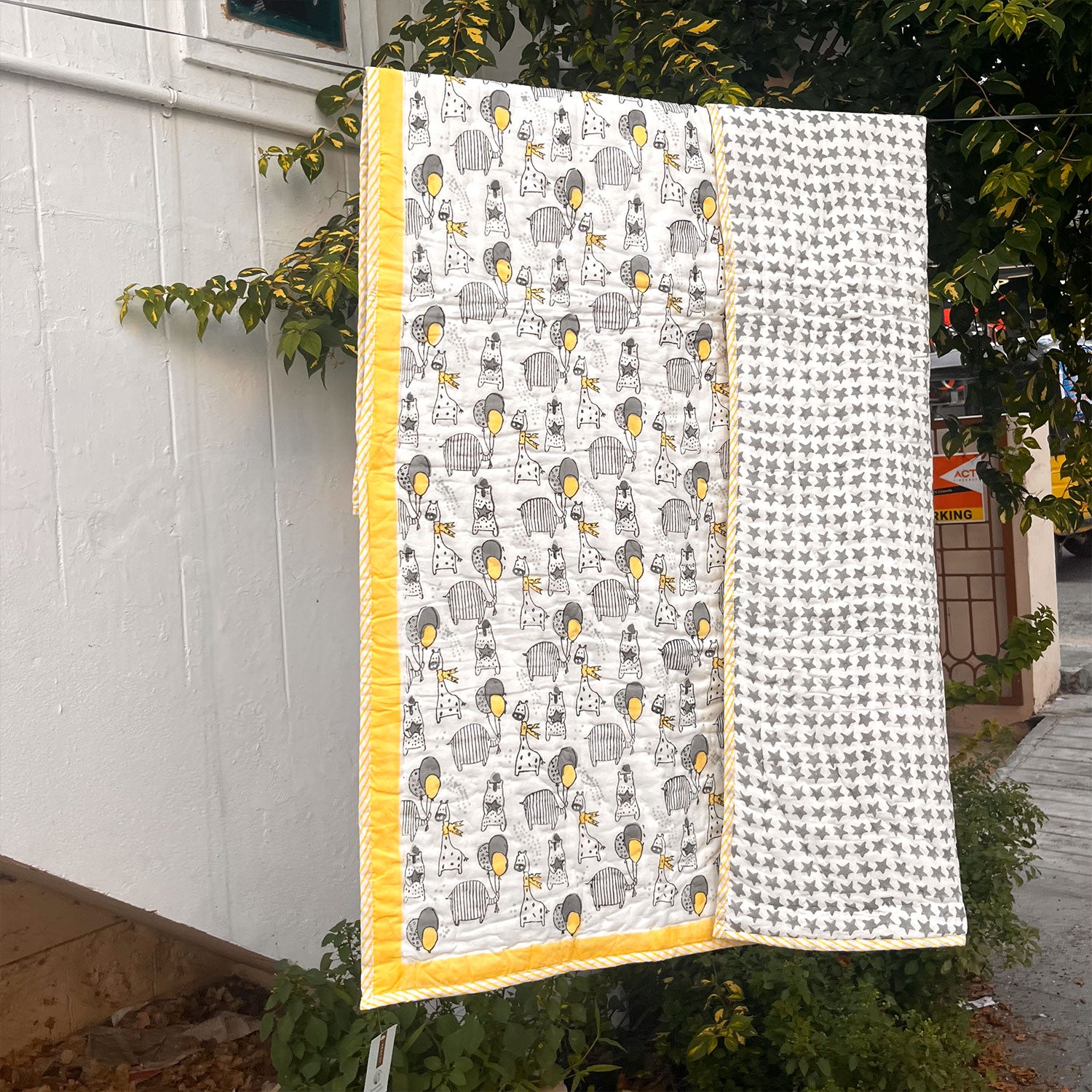 Yellow Grey animals doodle Prints Kids Single Quilt | Single Sided | 40x60 Inches