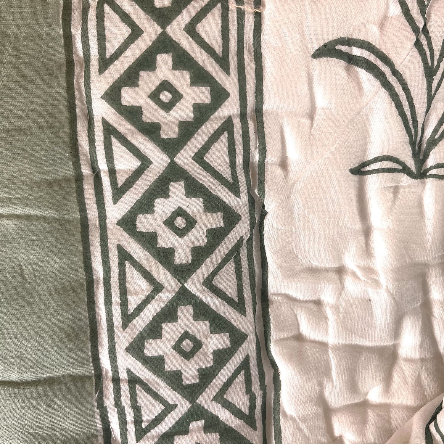 Olive Green Floral Soft Cotton Printed Single Bed Quilt - 60 inches x 90 inches