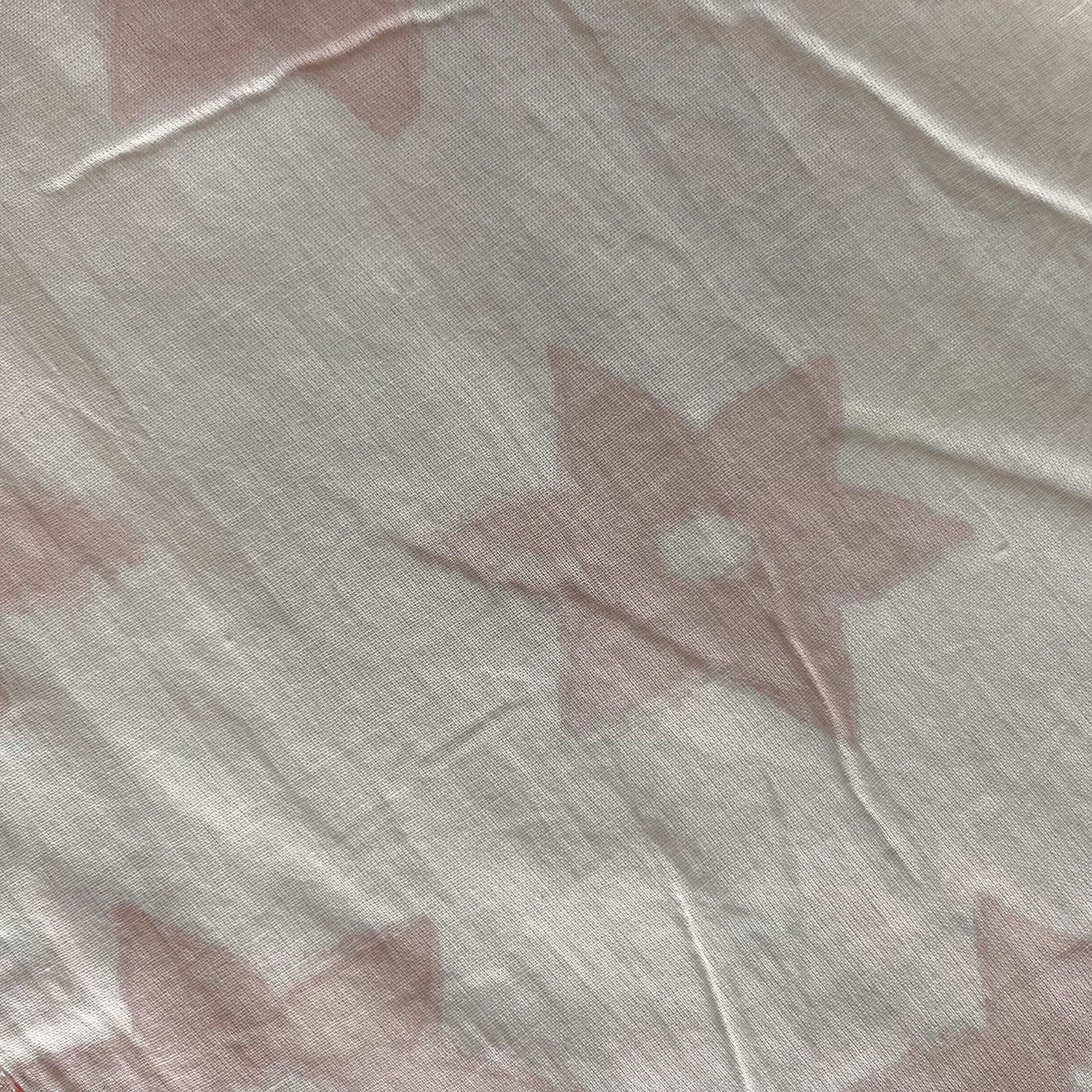 White Bird with Ballon Baby Dohar | Single Sided | 40x60 Inches