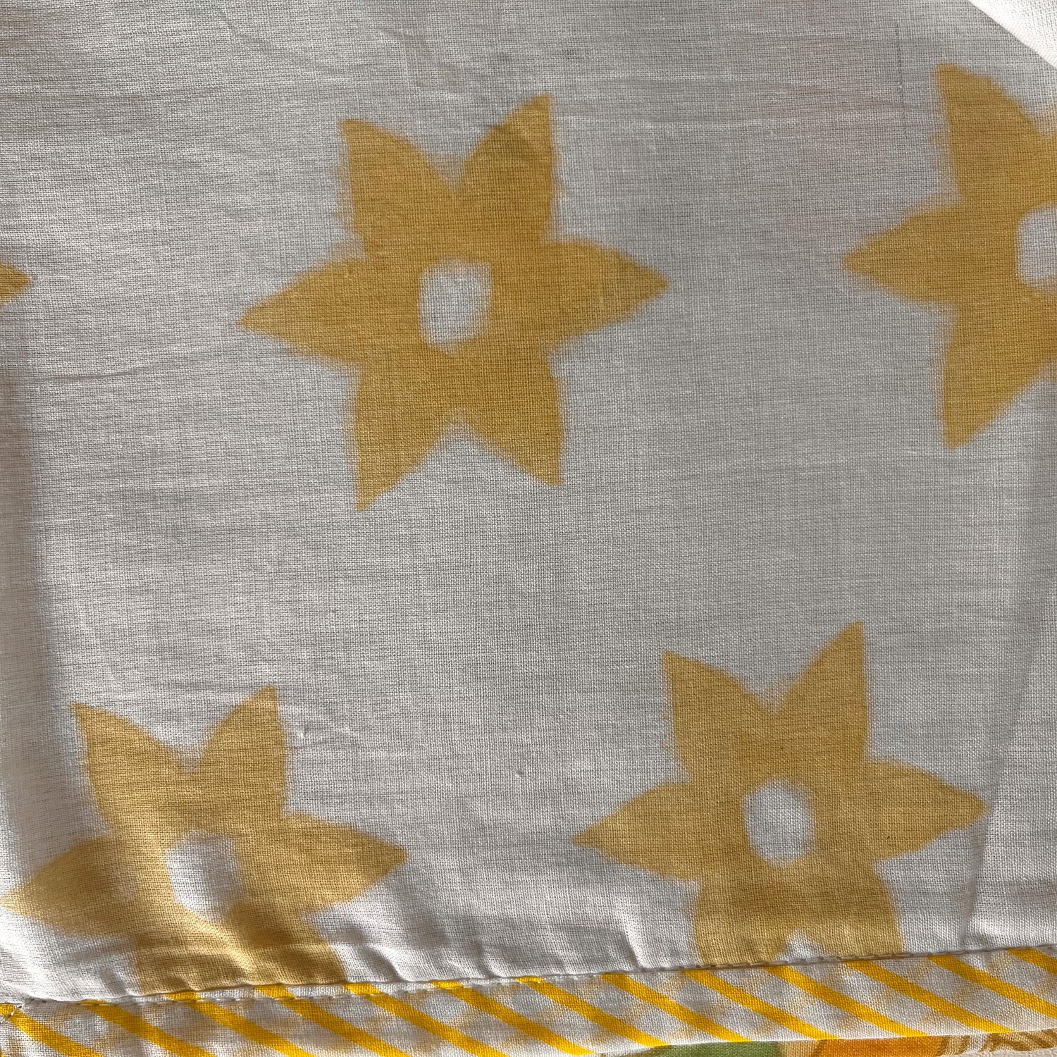 Yellow Rabbit  Prints Baby Doha |  40x60 Inches