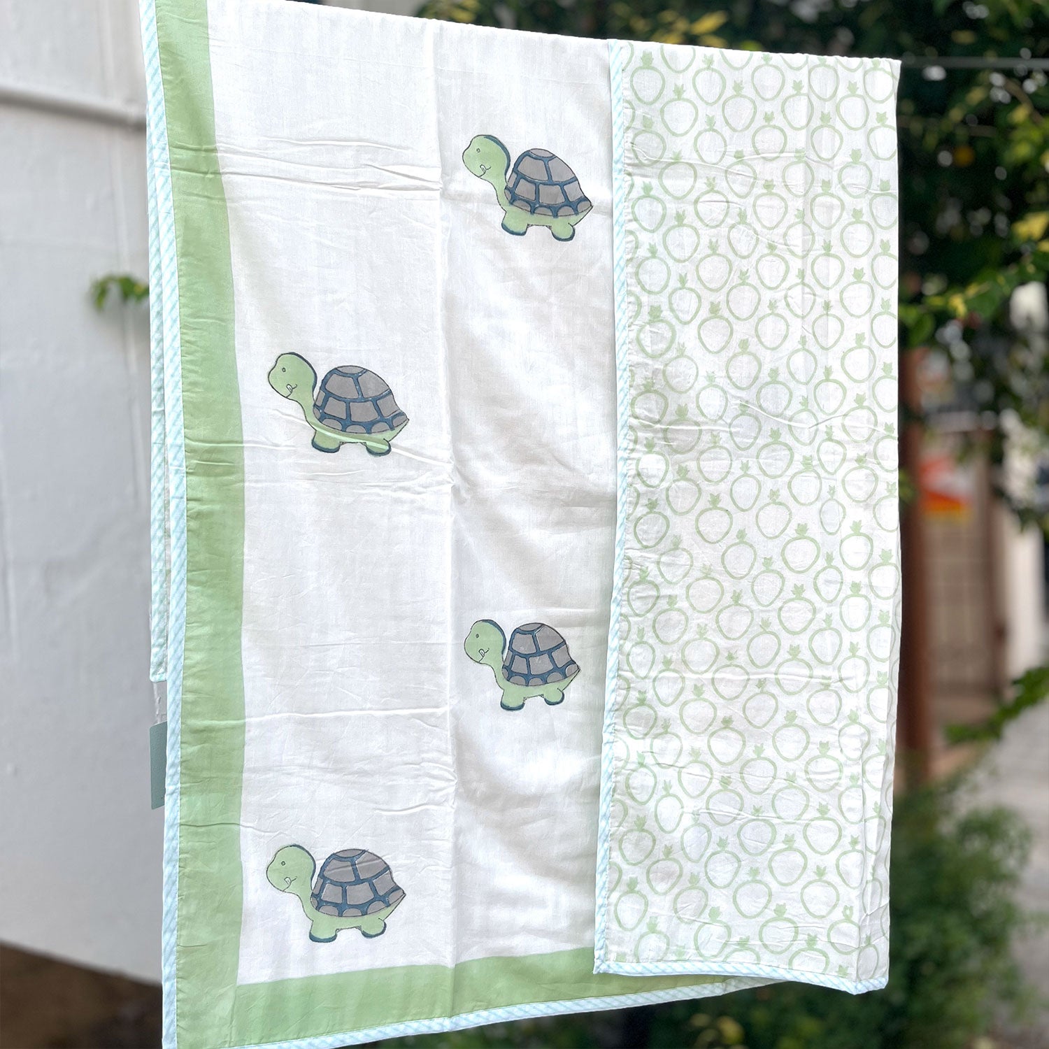 White Turtle Prints Kids Single Dohar | 40x60 Inches