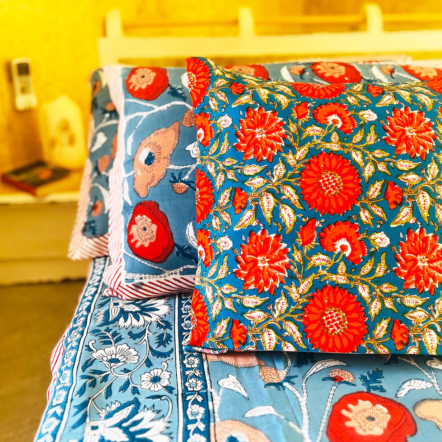 Grey Bloom Floral Block Printed Cotton Double Bedsheet Set With 2 Pillow Covers - 108 inches x 108 inches