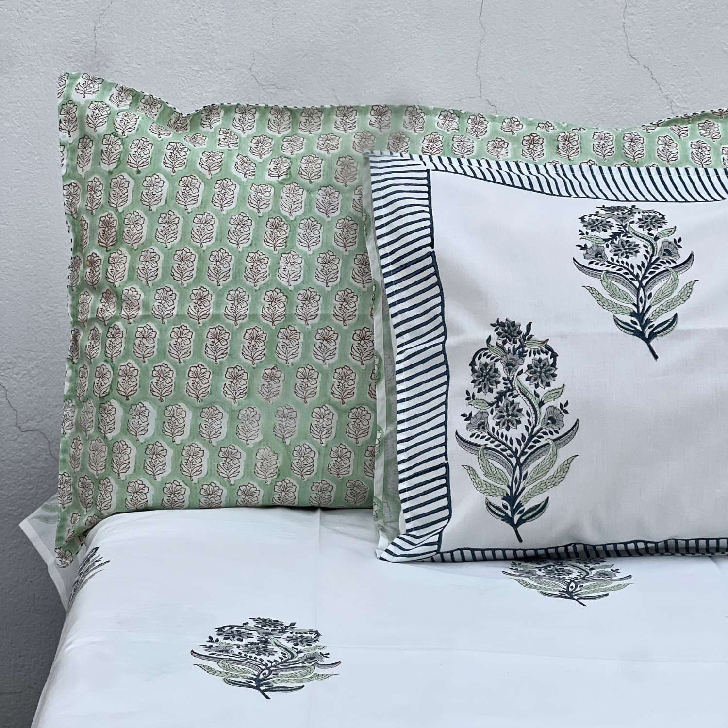 King Size  Bed sheet Quilt 100 x 110 Inches – Soft Green and  whiteWhite Peach Motif