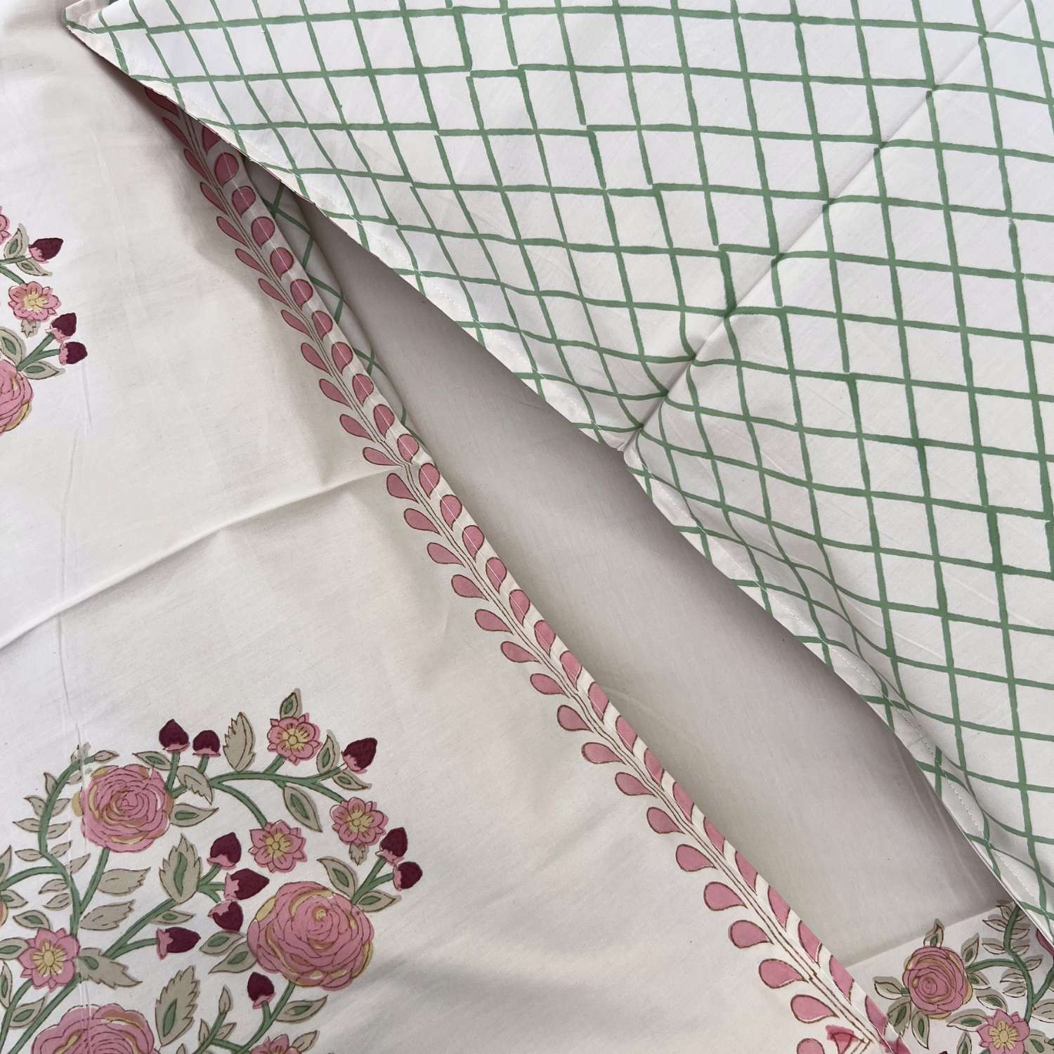 Queen Size 90 X 100 Inches  Pink Green Jaipur Bedsheet