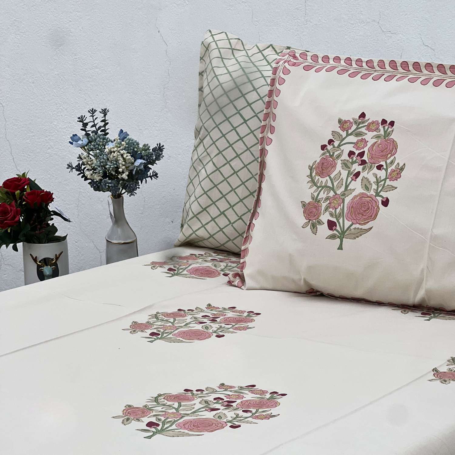 Queen Size 90 X 100 Inches  Pink Green Jaipur Bedsheet
