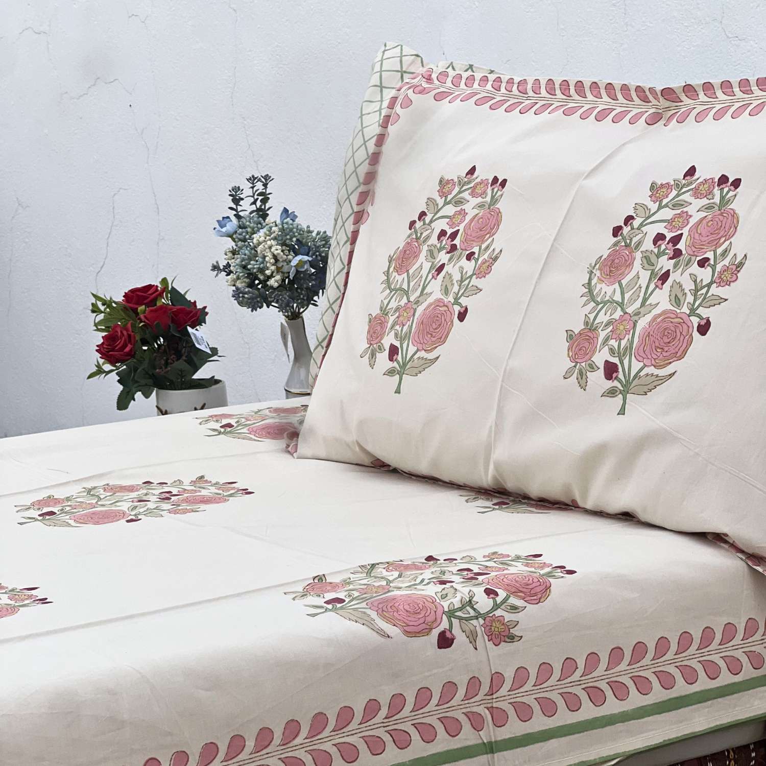 Queen Size 90 X 100 Inches  Pink Green Jaipur Bedsheet