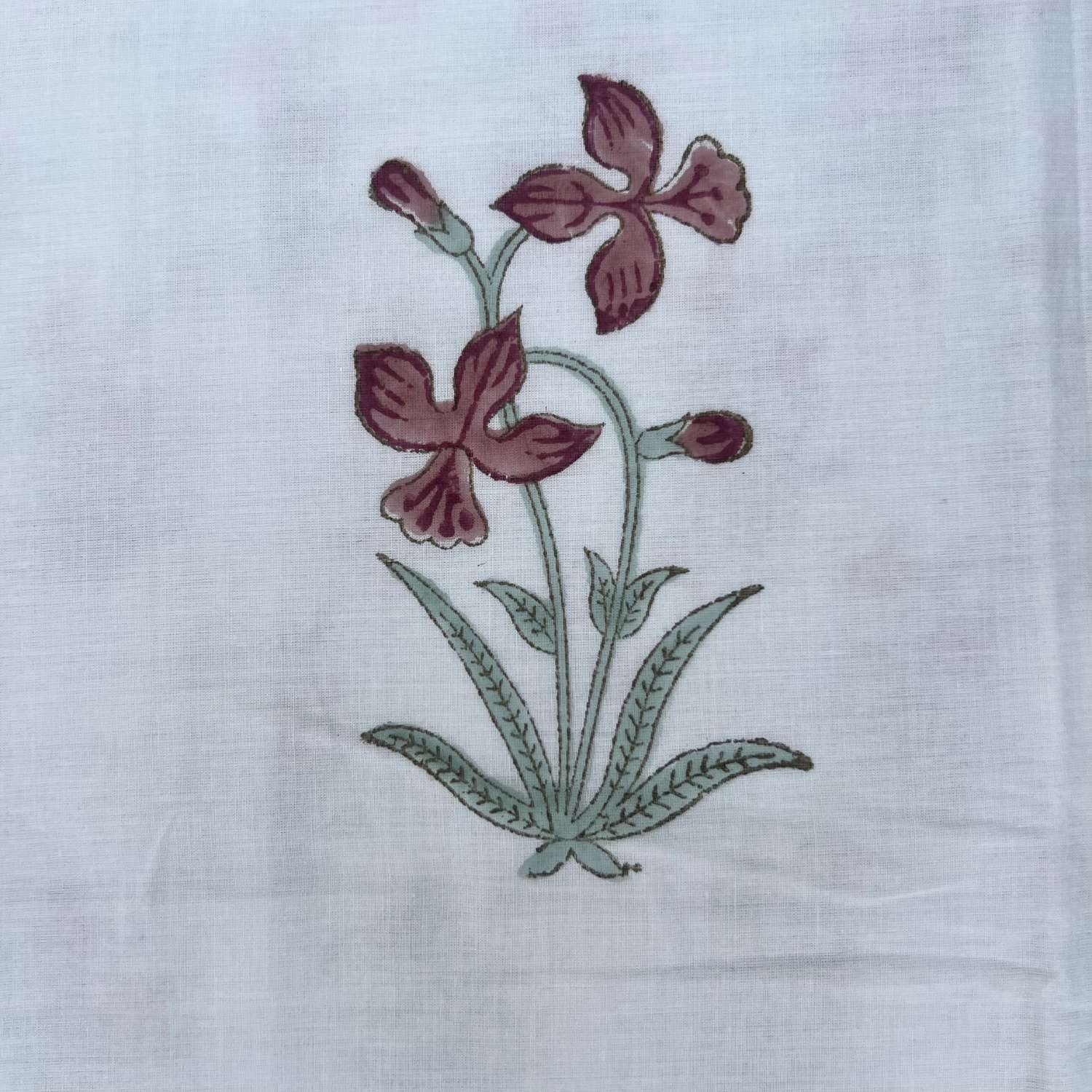 Single Dohar Quilt 60 x 90 cm – White Green Floral Motif