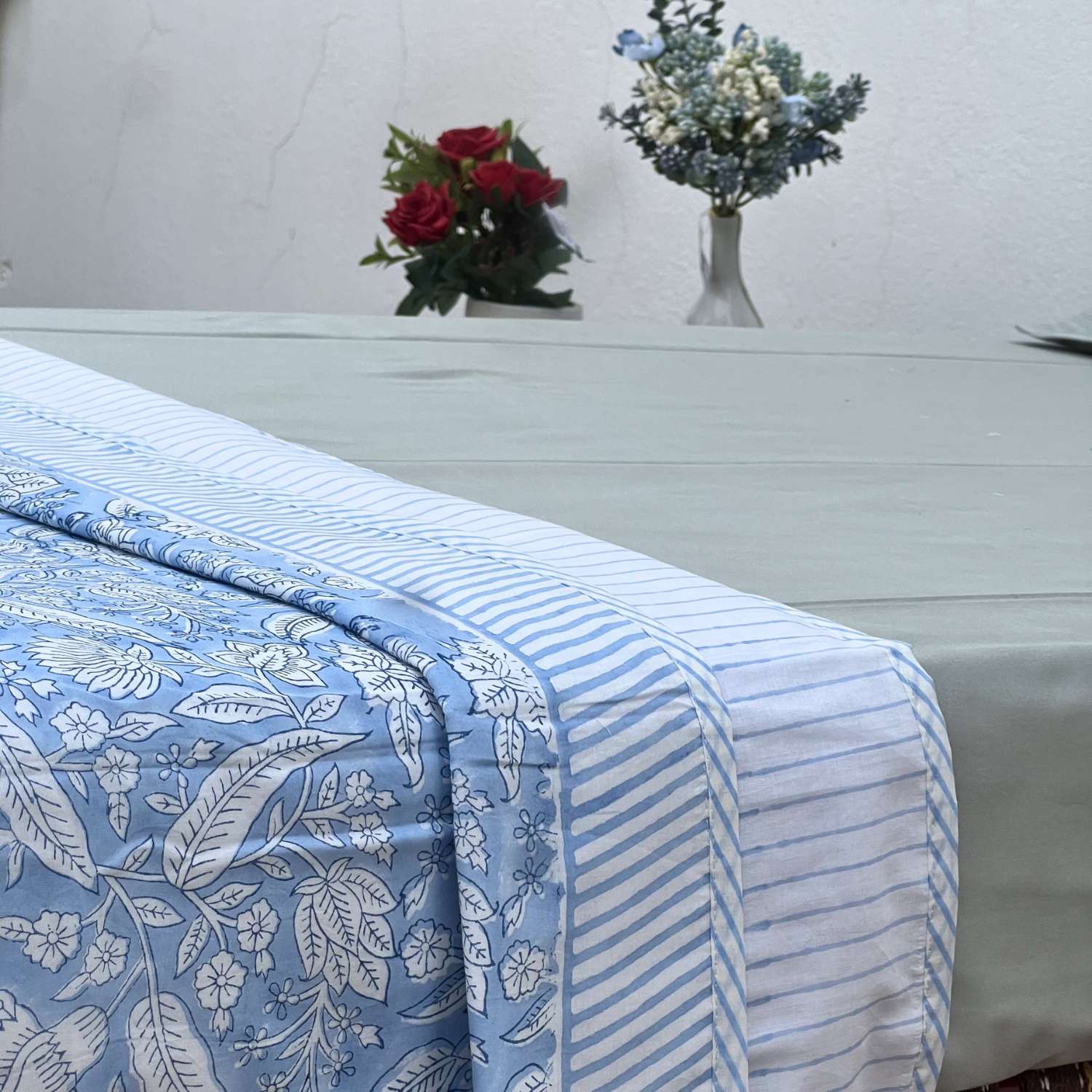 Single Dohar Quilt 60 x 90 cm –Soft Blue Floral Motif