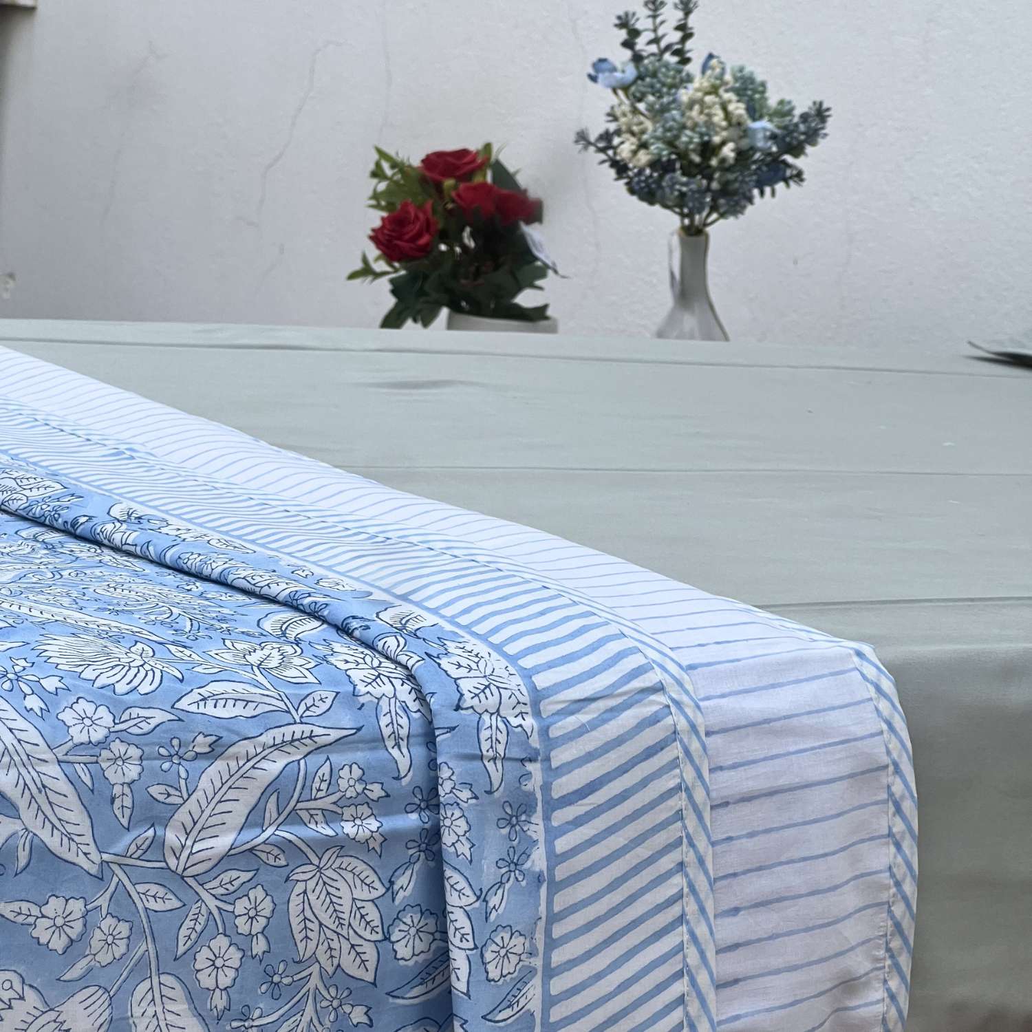 Single Dohar Quilt 60 x 90 cm –Soft Blue Floral Motif
