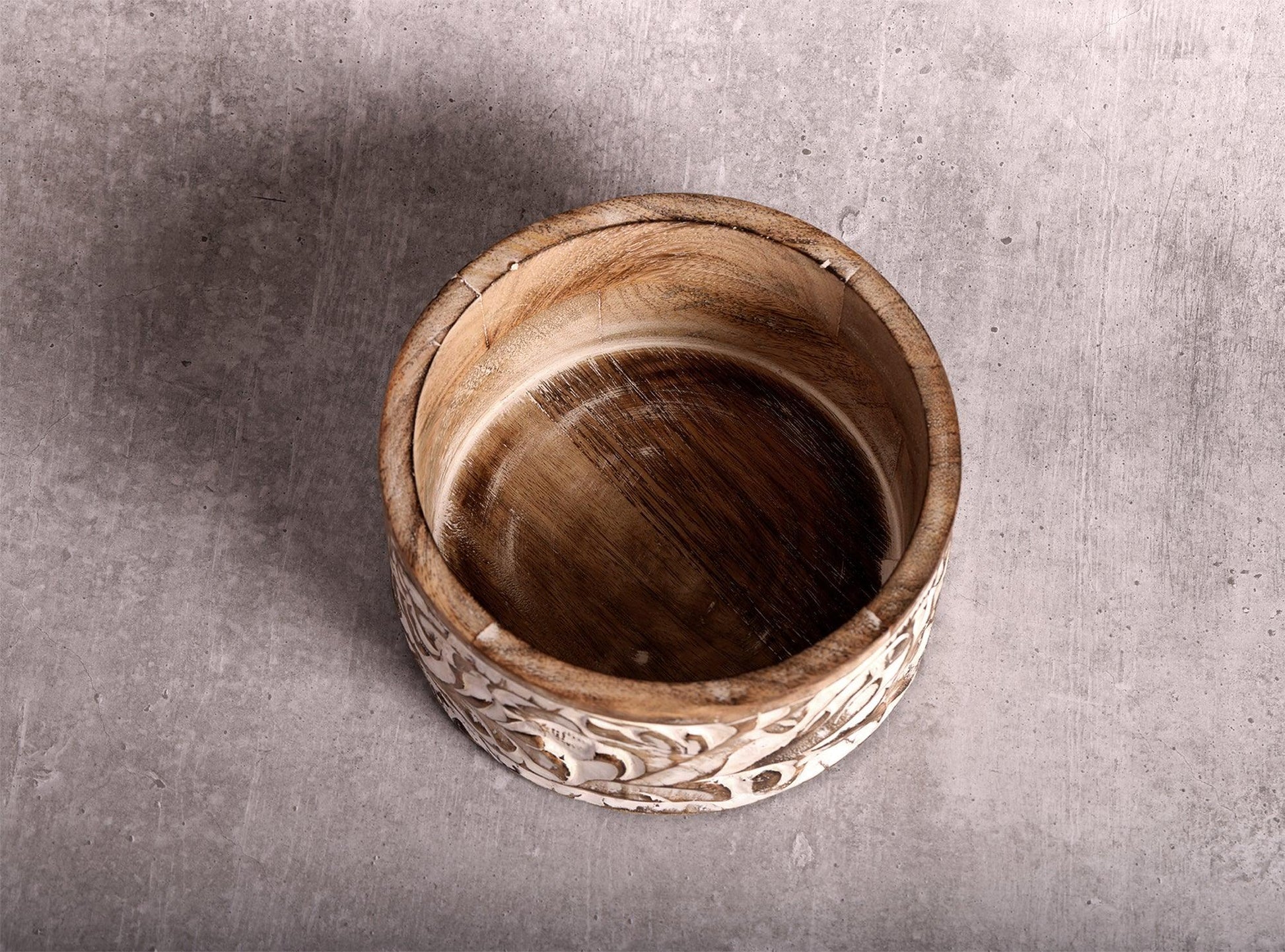 Carved Serving Bowl - Peacoy