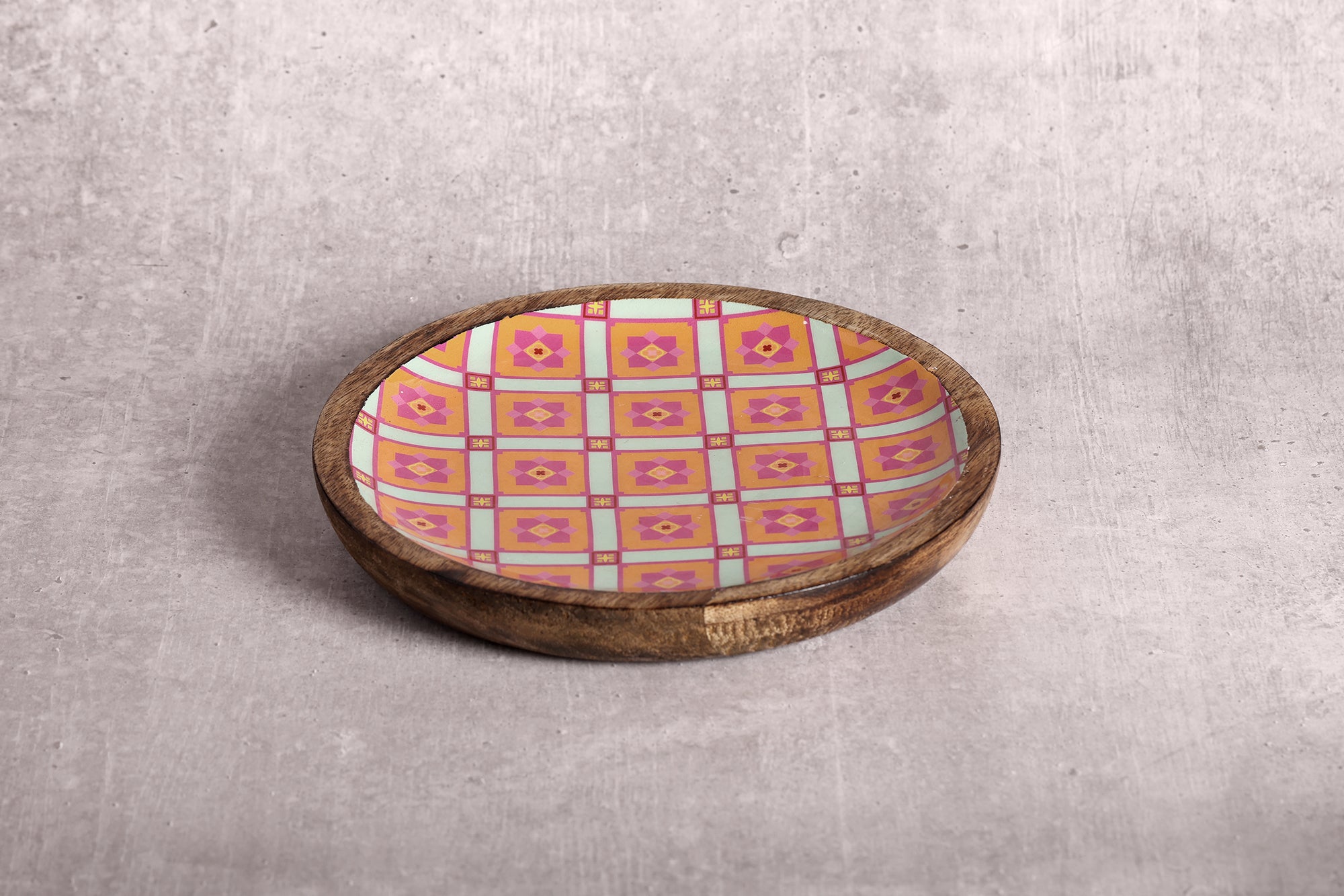Pretty Pink Floral Charm Round Mango Wood Platter with Enamel Finish | Peacoy