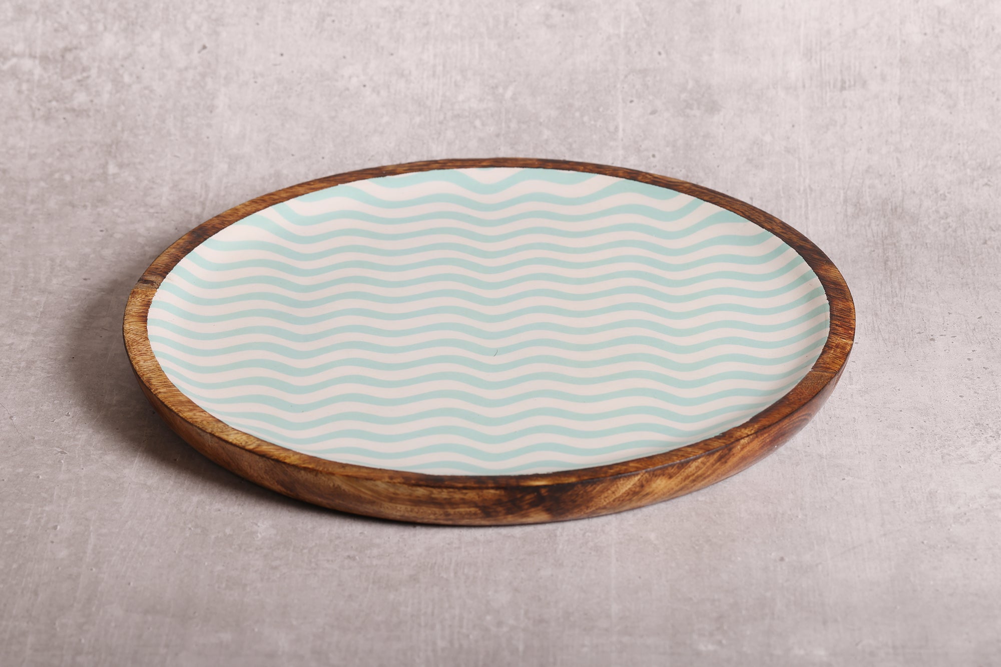 Gentle Waves Sea Green Round Mango Wood Platter With Enamel Finish | Peacoy