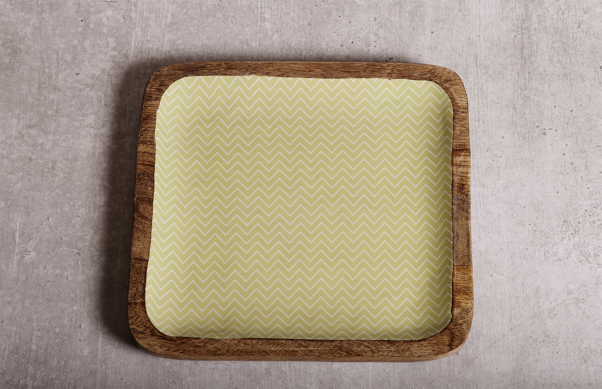 Zigzag Crush Pista Green Square Mango Wood Platter 10 x 10 inches | Peacoy
