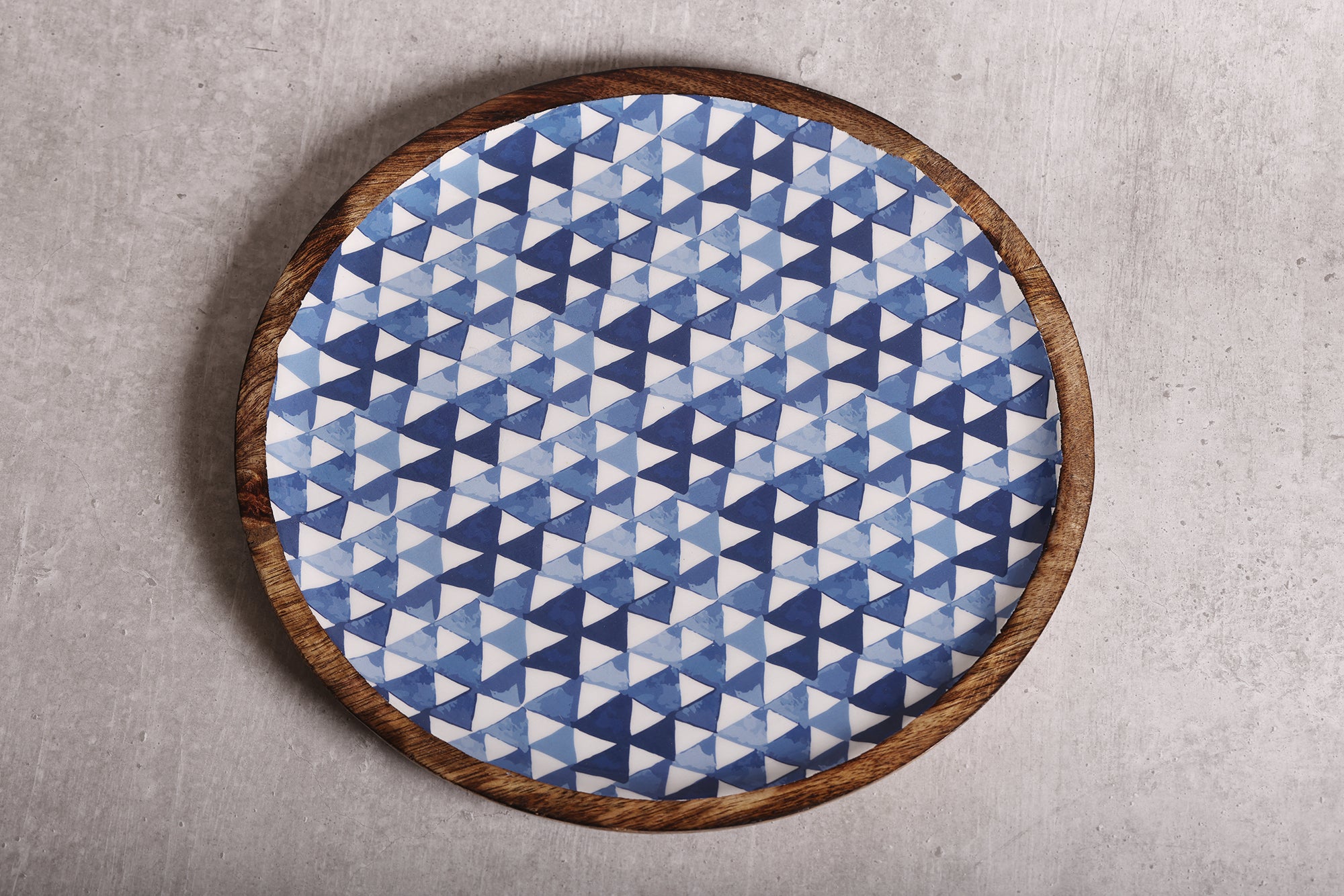 Triangle Maze Blue Round Mango Wood Platter With Enamel Finish | Peacoy