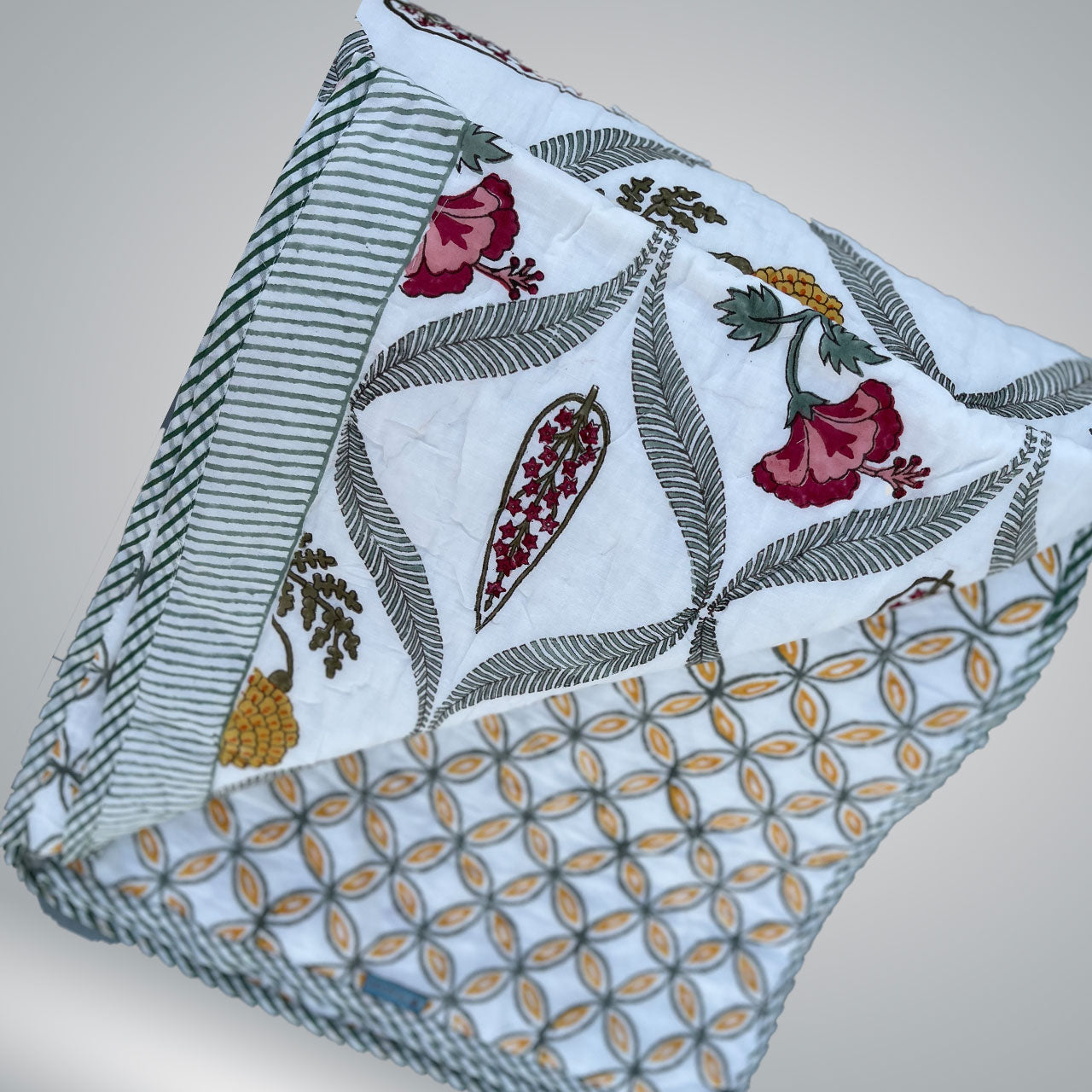 Jaal Flowers Printed Quilts