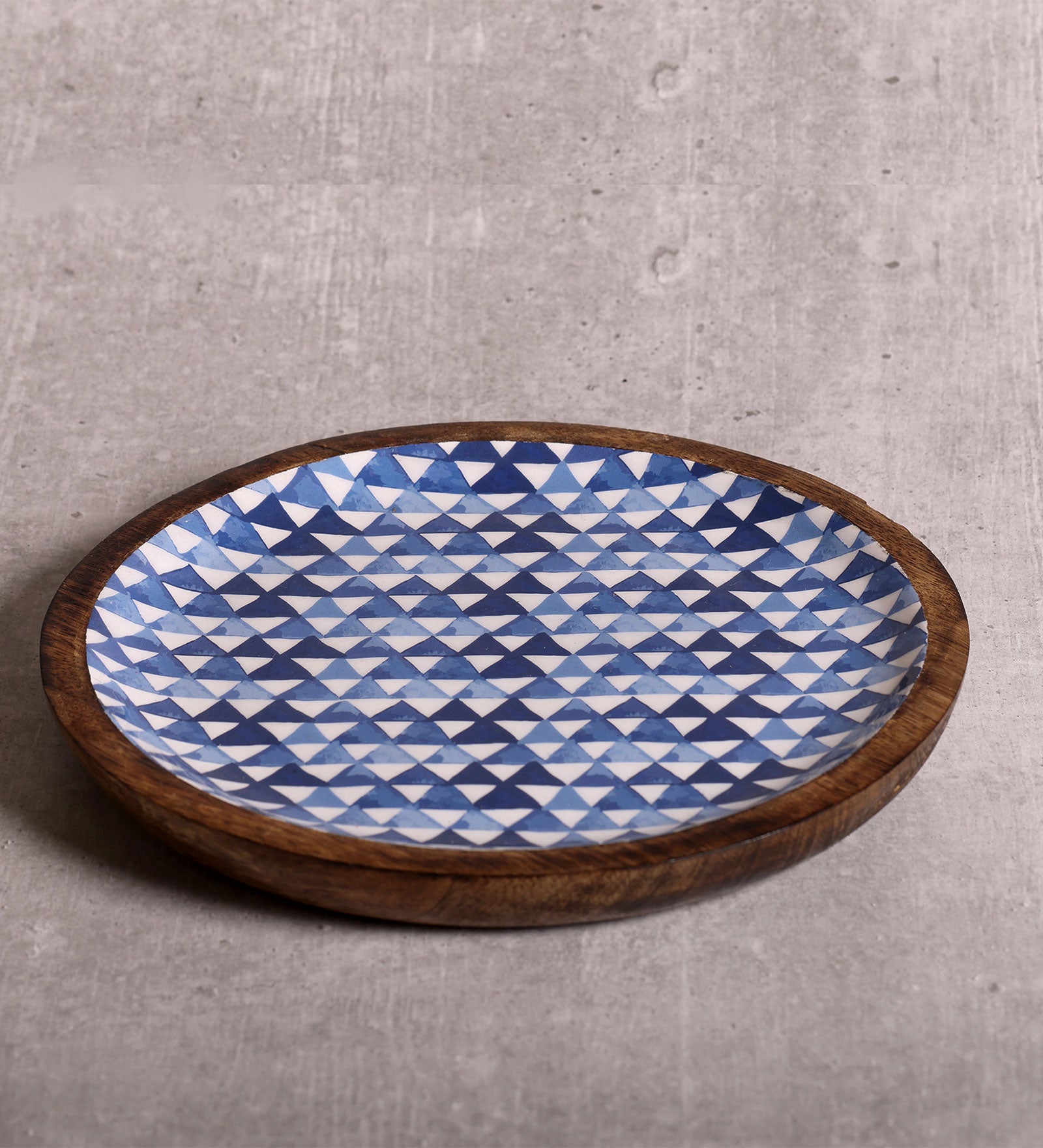 Triangle Maze Blue Round Mango Wood Platter With Enamel Finish | Peacoy