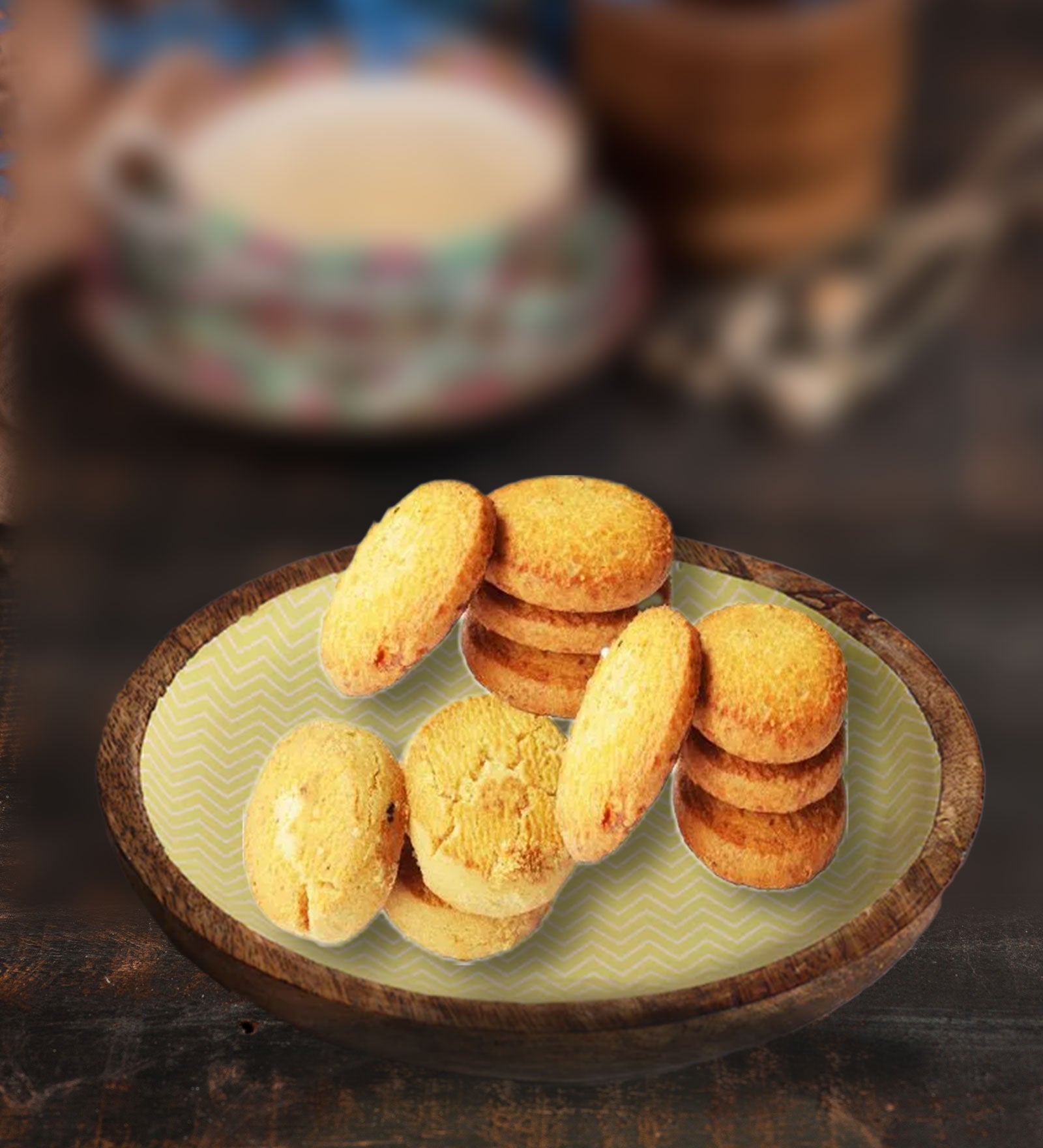 Zigzag Crush Pista Green Round Mango Wood Platter | Peacoy