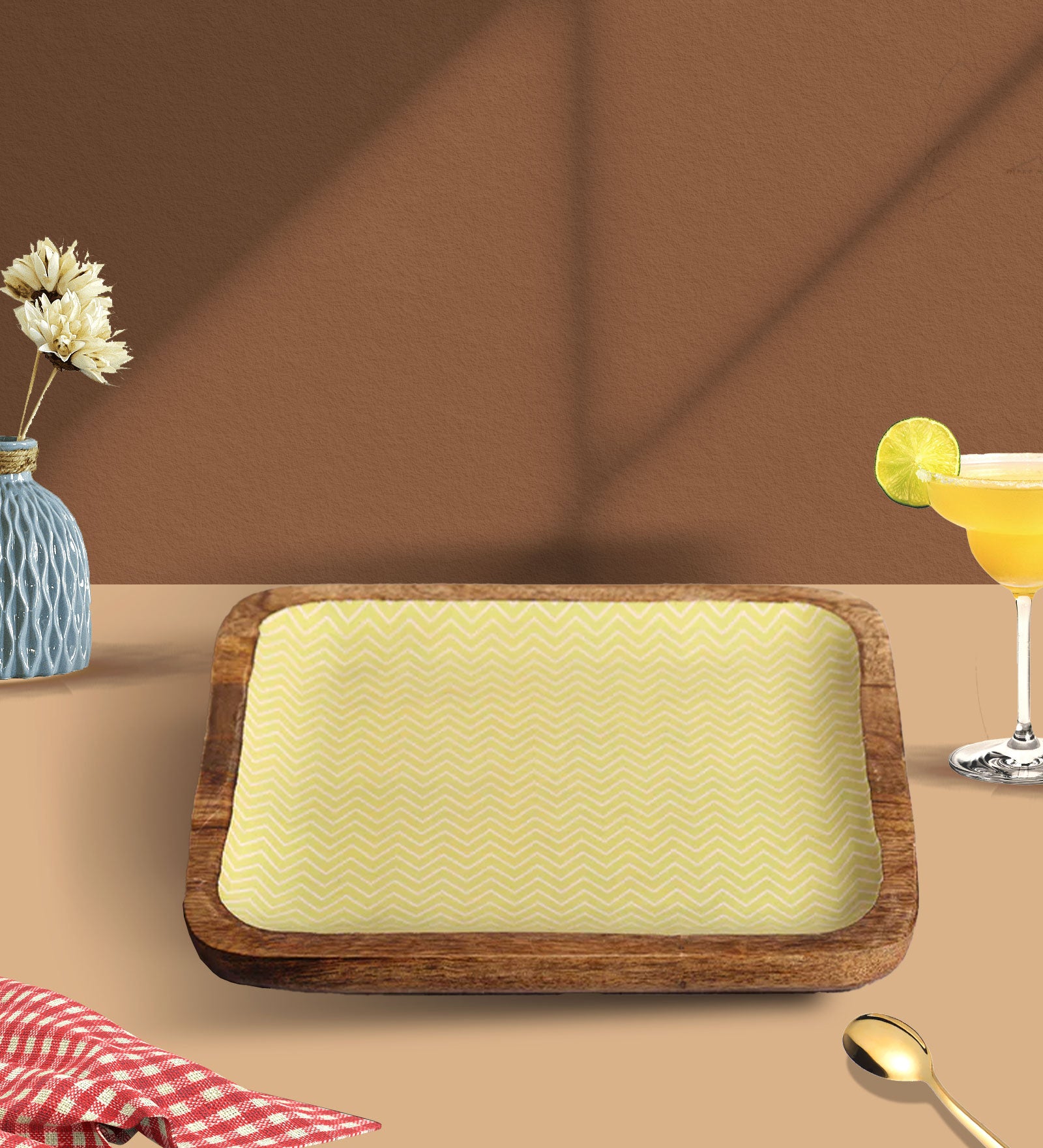 Zigzag Crush Pista Green Square Mango Wood Platter 10 x 10 inches | Peacoy