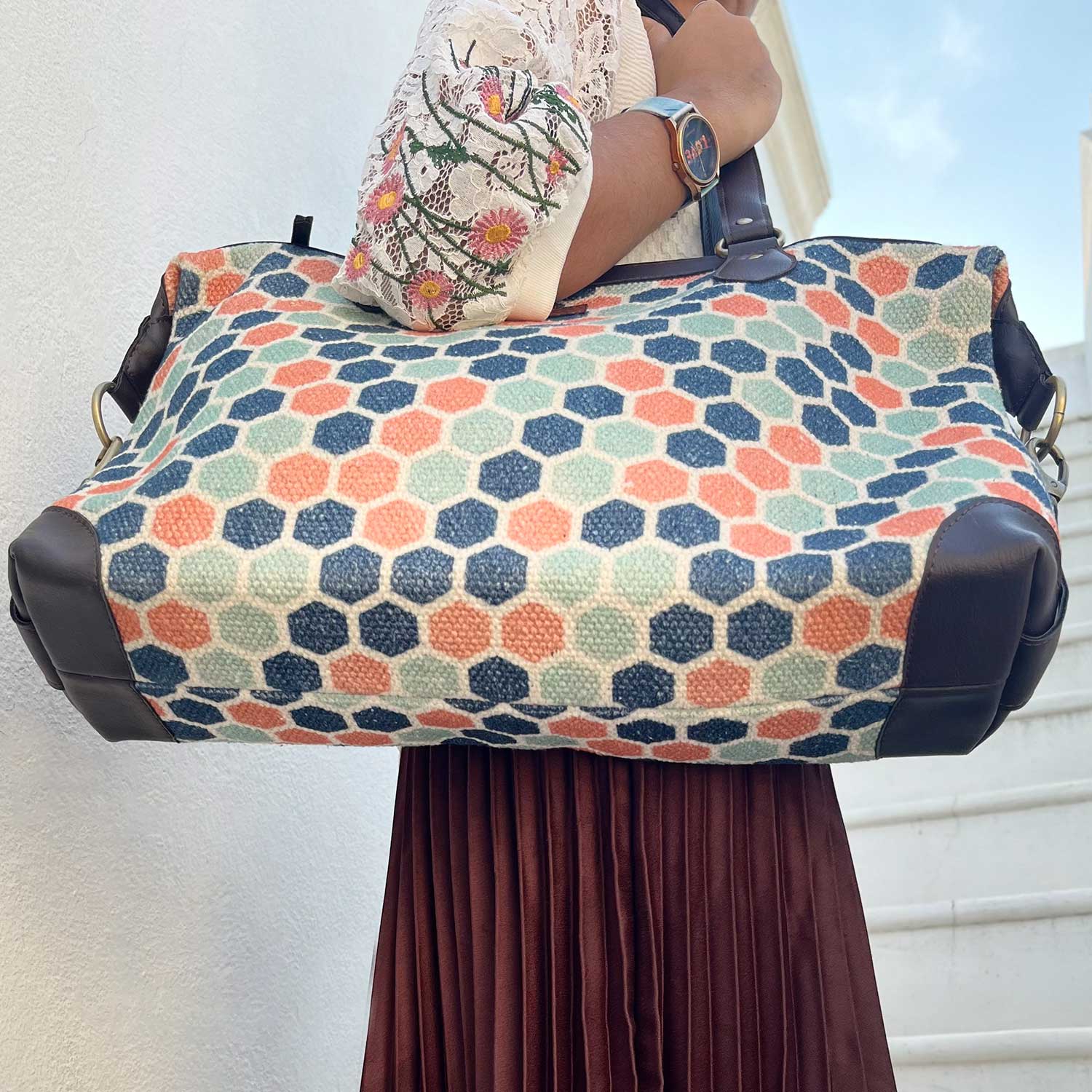 Style Goddess Honeycomb Printed Blue & Pink 100 % Cotton Sustainable Handbag / Shoulder Bag - 17 x 11 x 6 inches | Peacoy