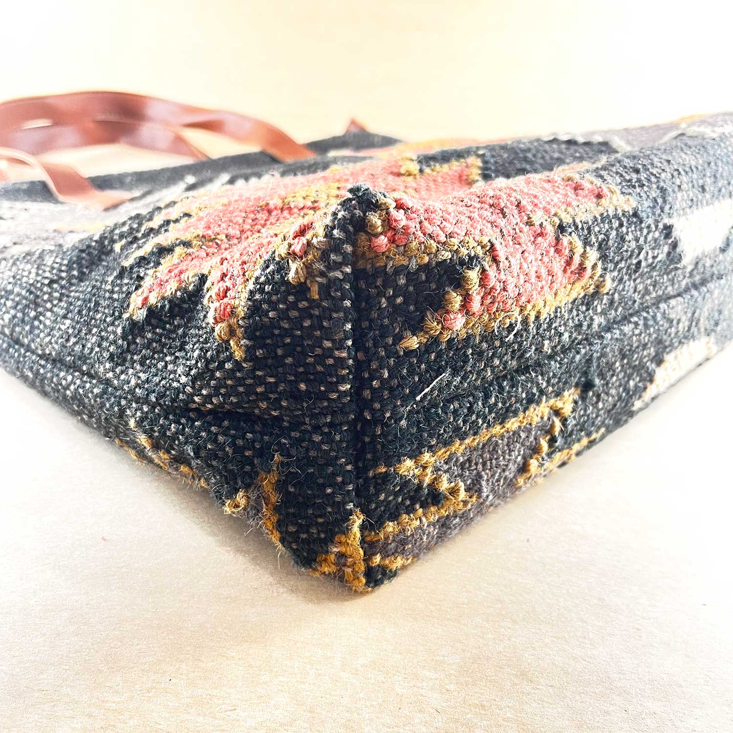 Aesthetic Fashion Kilim Jute & Cotton Handbag / Shoulder Bag - 16 x 15 x 5 inches | Peacoy