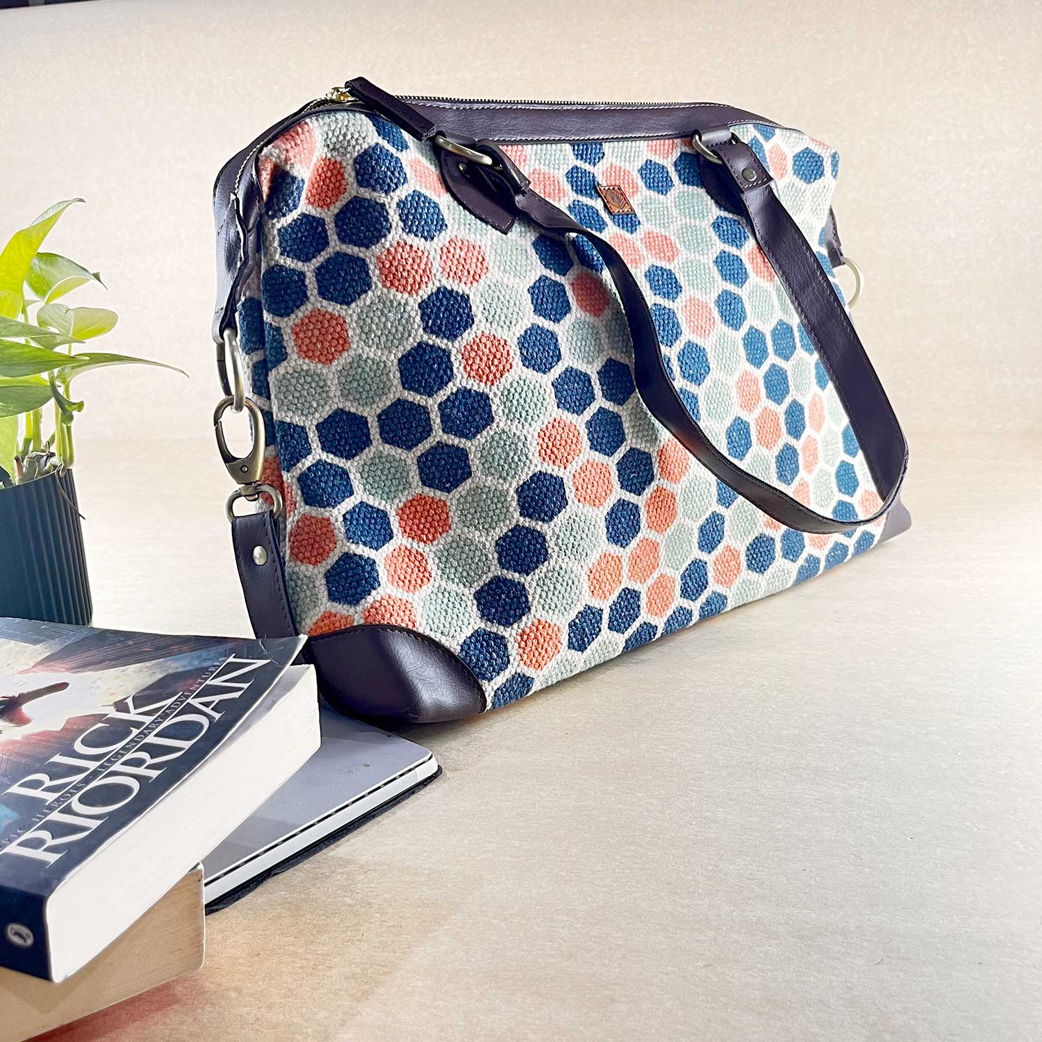 Style Goddess Honeycomb Printed Blue & Pink 100 % Cotton Sustainable Handbag / Shoulder Bag - 17 x 11 x 6 inches | Peacoy
