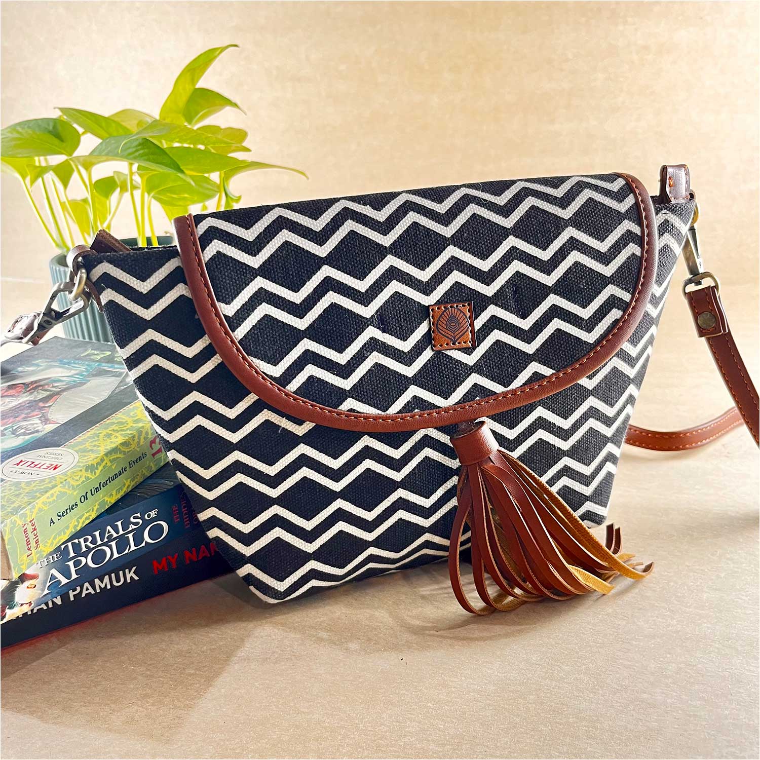Chic Love Black & White Sustainable 100 % Cotton Sling Bag - 11 x 7 x 2 inches | Peacoy