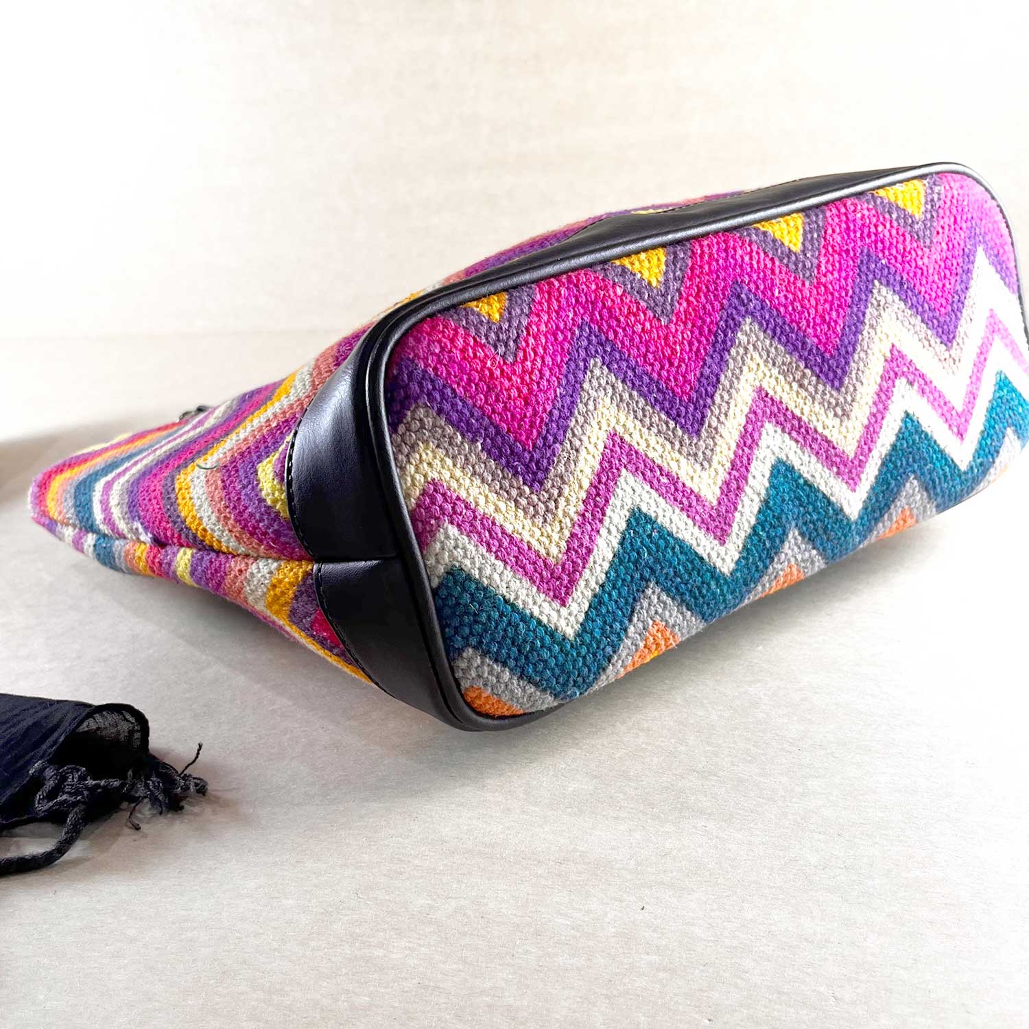 Vibrant Zigzags Multicolor 100 % Cotton Sustainable Hand Bag / Shoulder Bag  - 14 x 11 x 4 inches | Peacoy
