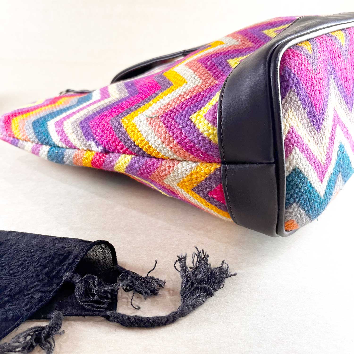 Vibrant Zigzags Multicolor 100 % Cotton Sustainable Hand Bag / Shoulder Bag  - 14 x 11 x 4 inches | Peacoy