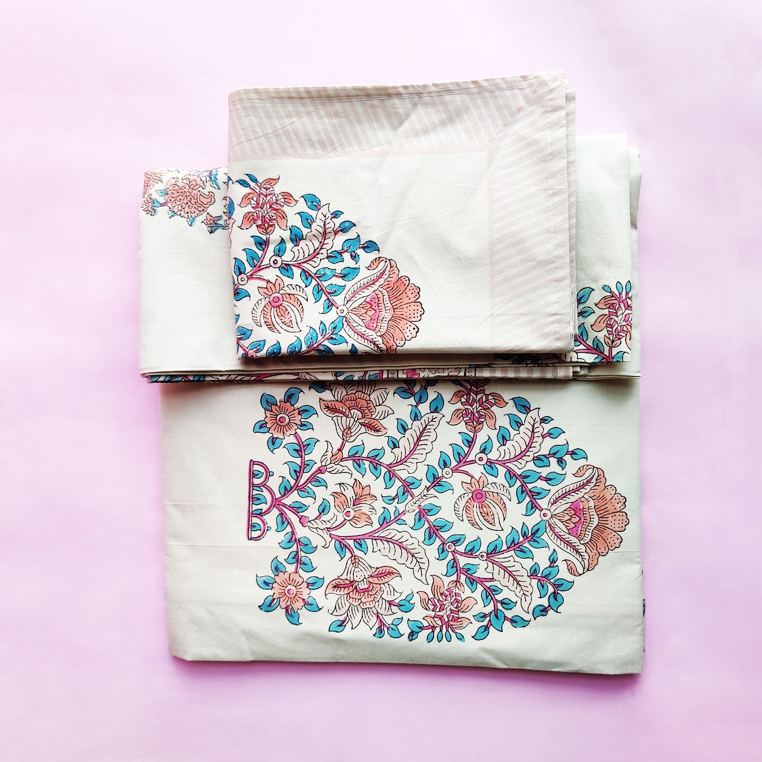 Spring Evening White Block Printed 100% Cotton Bedsheet With 2 Pillow Covers