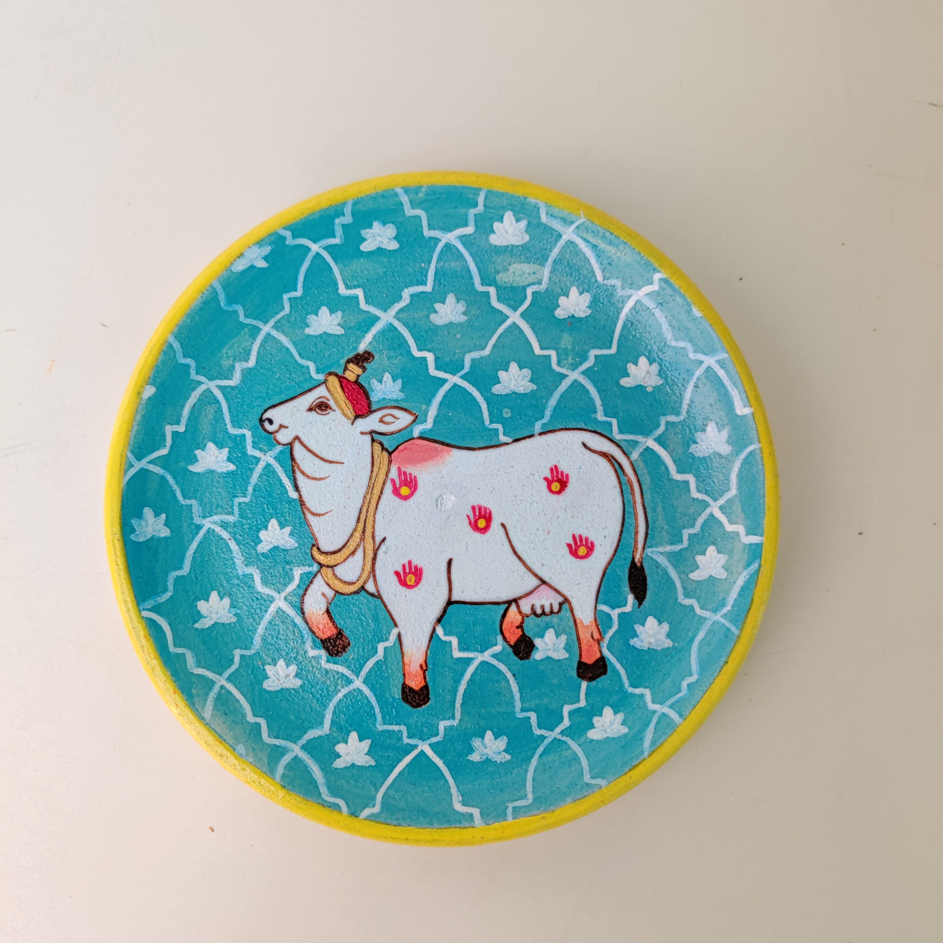 Blue & White Traditional Cow Hand-Painted Wall Plate (Diameter - 6 inches)