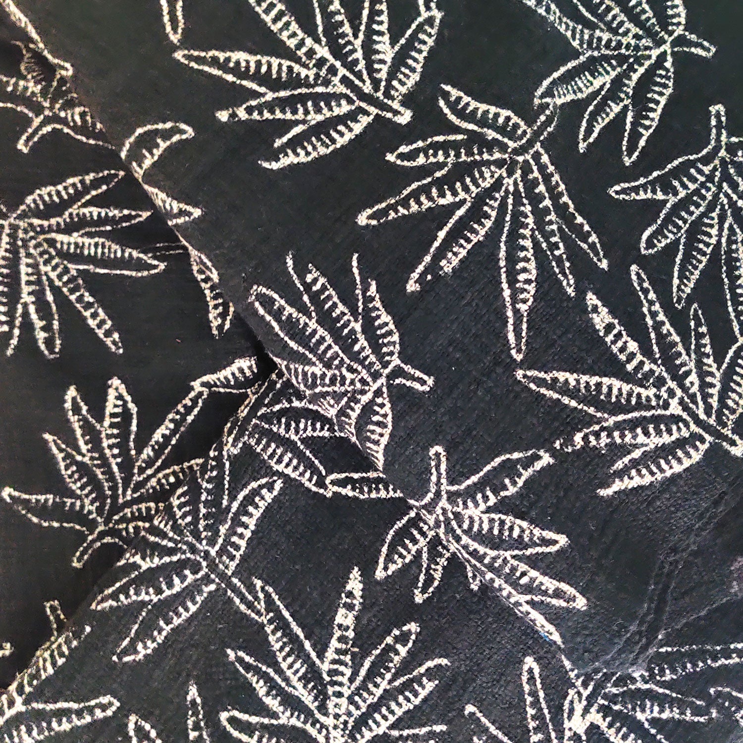 Classic Black Block Printed 100% Cotton Throw (70 inches x 50 inches)