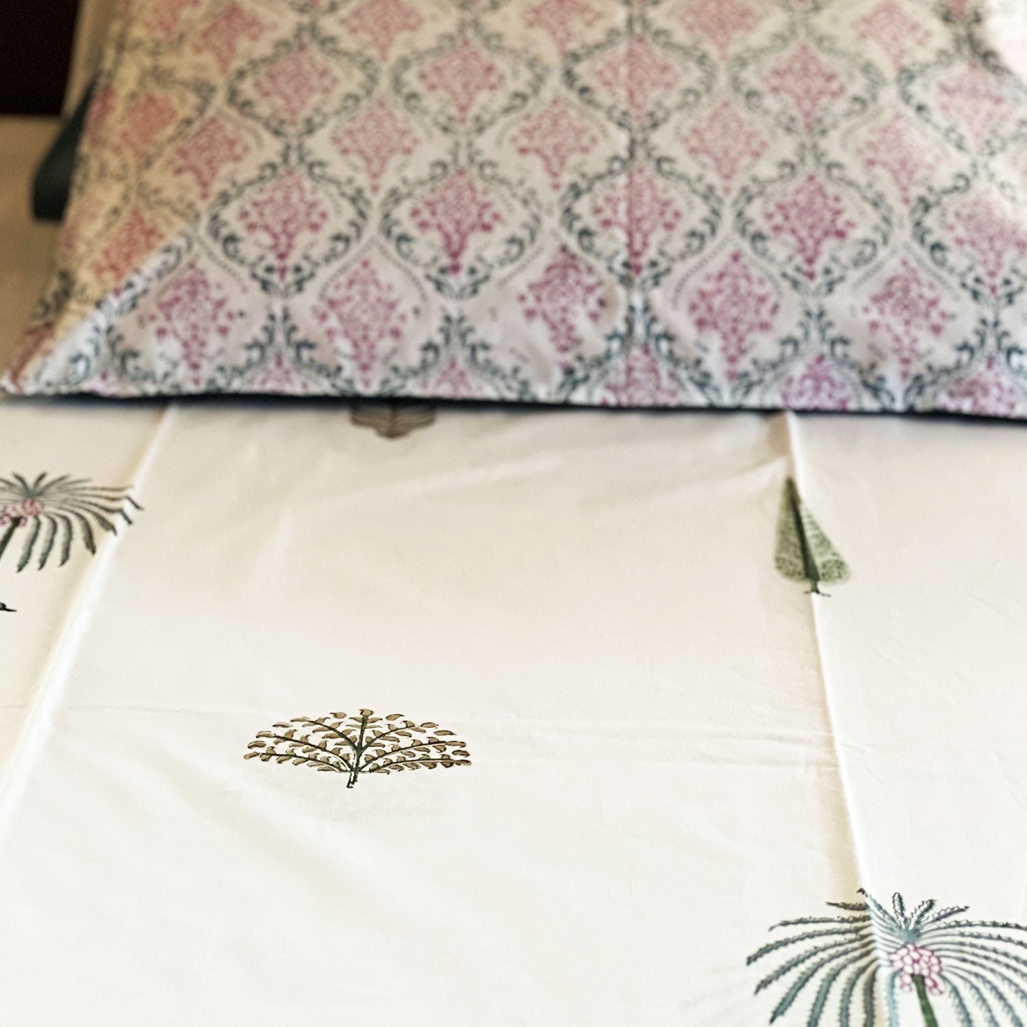 Exotic Pine florals Mystic Double Bedsheet Pure Cotton with Pillow Covers