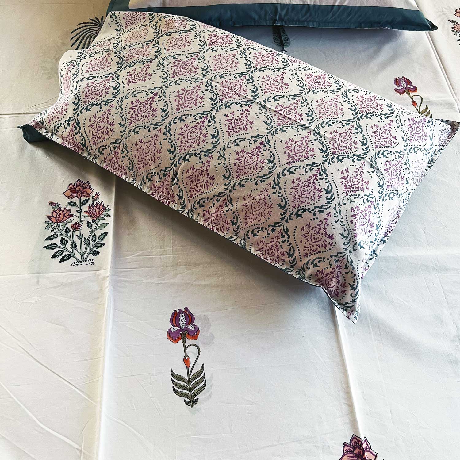 Exotic Pine florals Mystic Double Bedsheet Pure Cotton with Pillow Covers